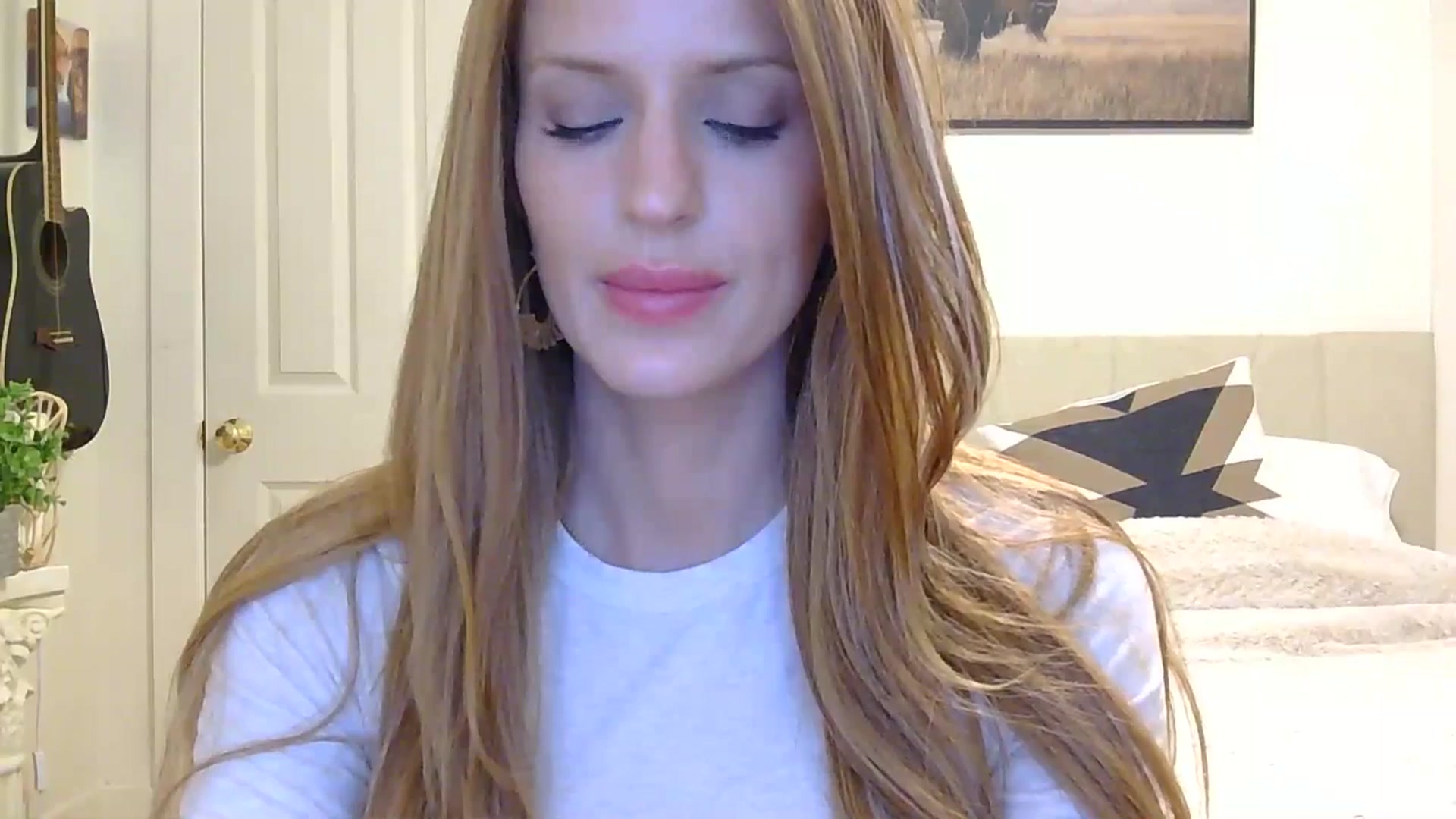 Gallery image thumbnail from HaileyWinters's myfreecams stream on, 03/25/2026, 05:00 image 19 of 20