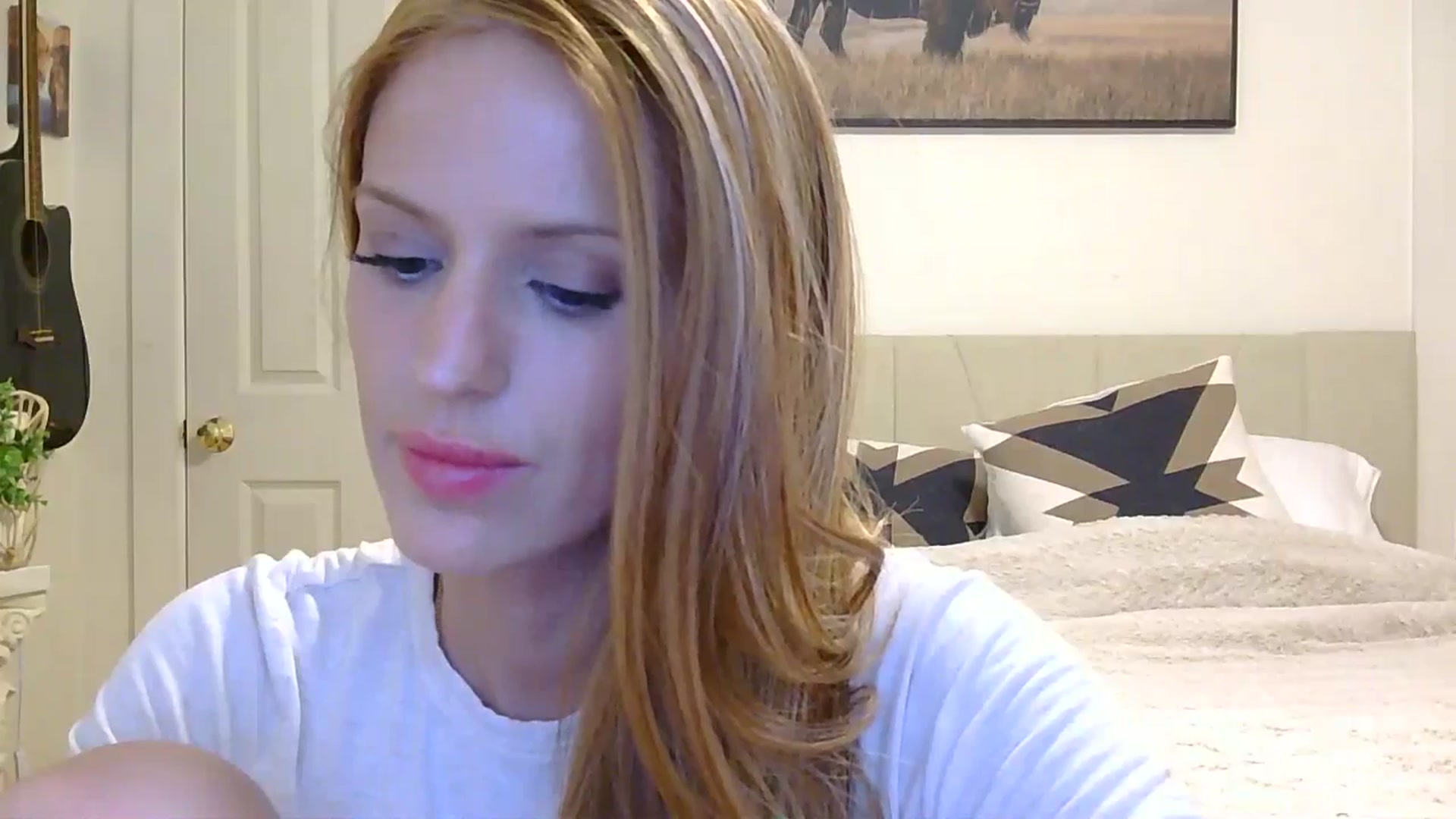 Gallery image thumbnail from HaileyWinters's myfreecams stream on, 03/25/2026, 05:00 image 4 of 20