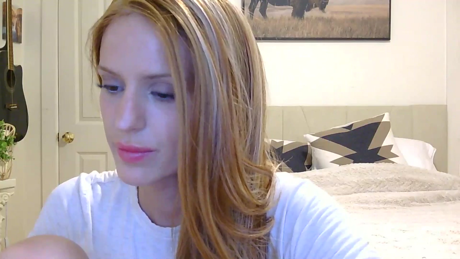 Gallery image thumbnail from HaileyWinters's myfreecams stream on, 03/25/2026, 05:00 image 5 of 20