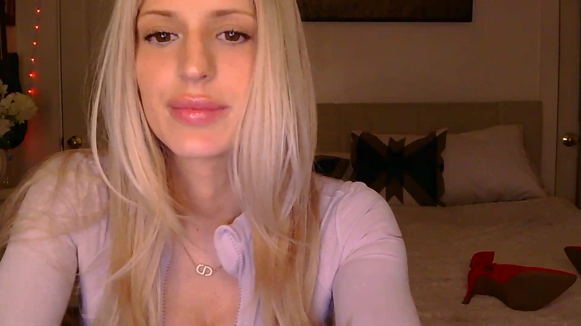 Gallery image thumbnail from HaileyWinters's myfreecams stream on, 03/30/2026, 06:18 image 20 of 20