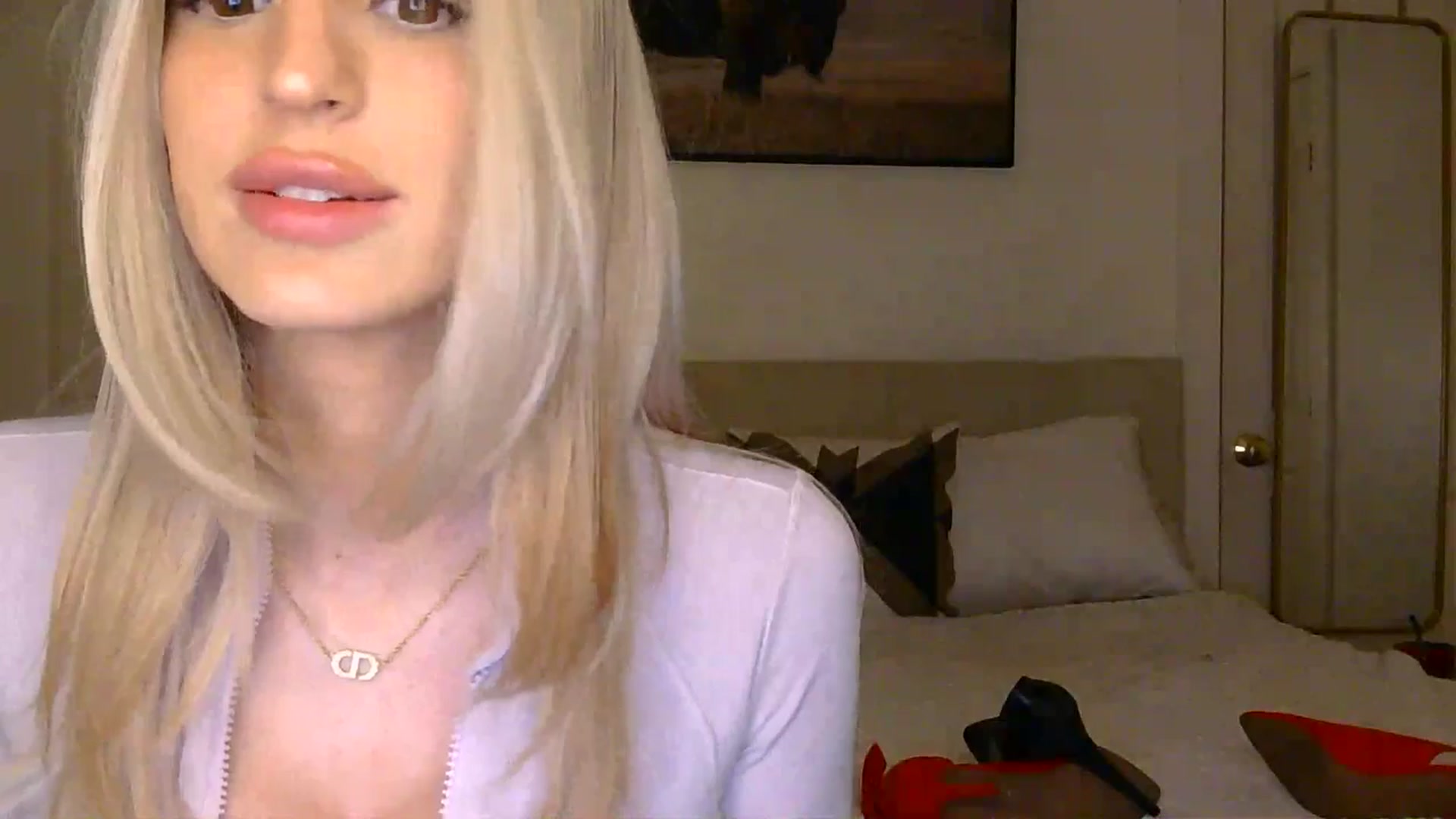 Gallery image thumbnail from HaileyWinters's myfreecams stream on, 03/30/2026, 06:18 image 2 of 20