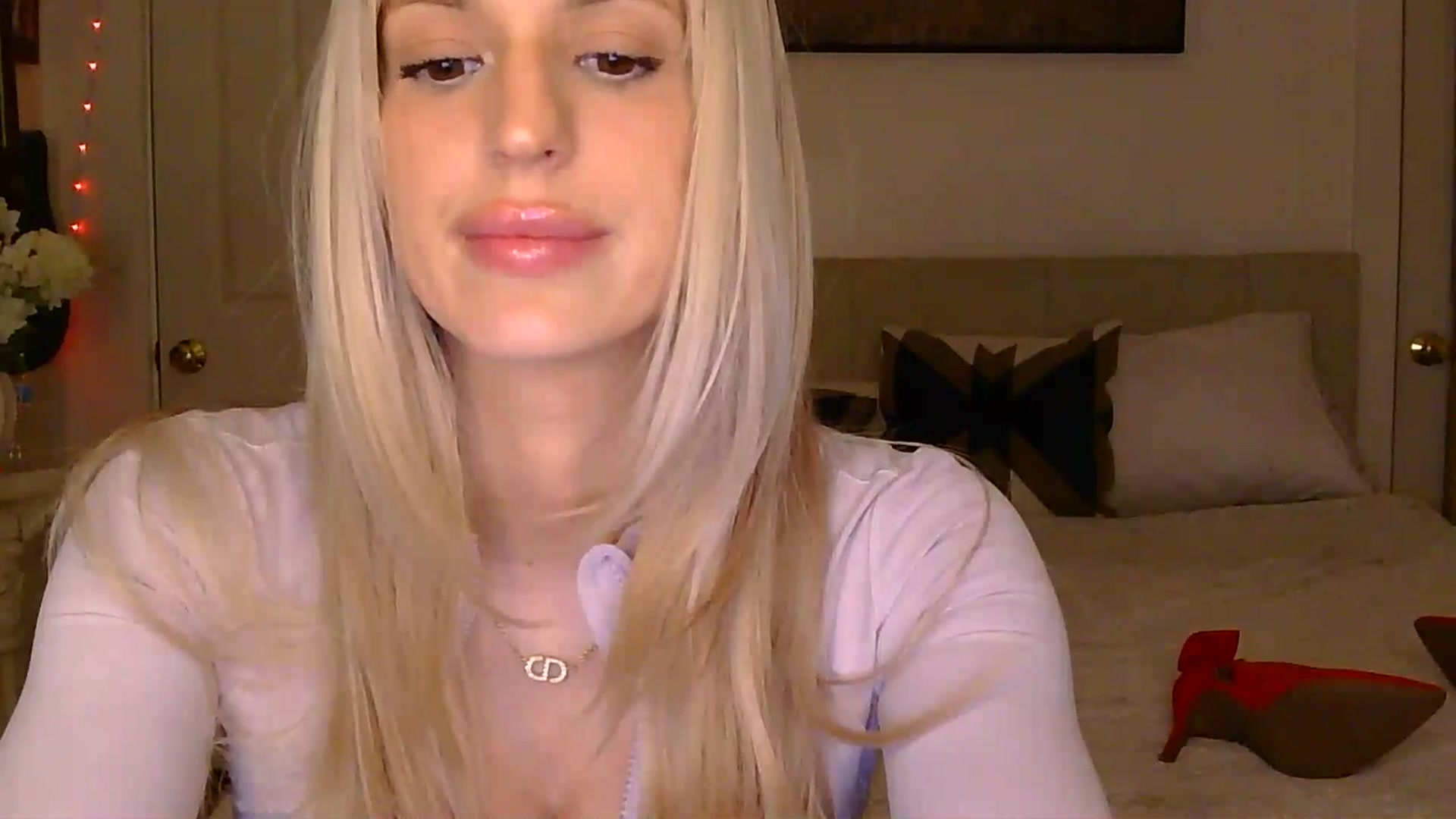 Gallery image thumbnail from HaileyWinters's myfreecams stream on, 03/30/2026, 06:18 image 14 of 20