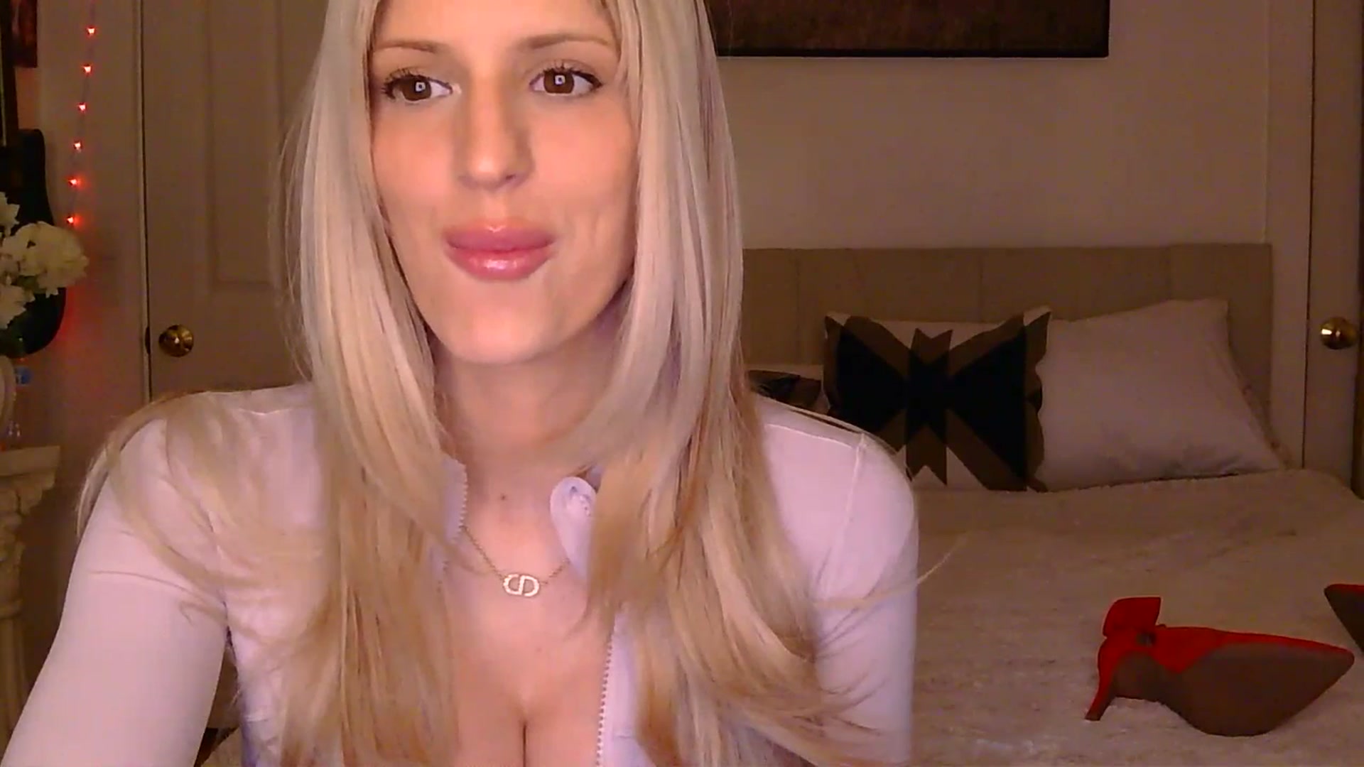 Gallery image thumbnail from HaileyWinters's myfreecams stream on, 03/30/2026, 06:18 image 13 of 20