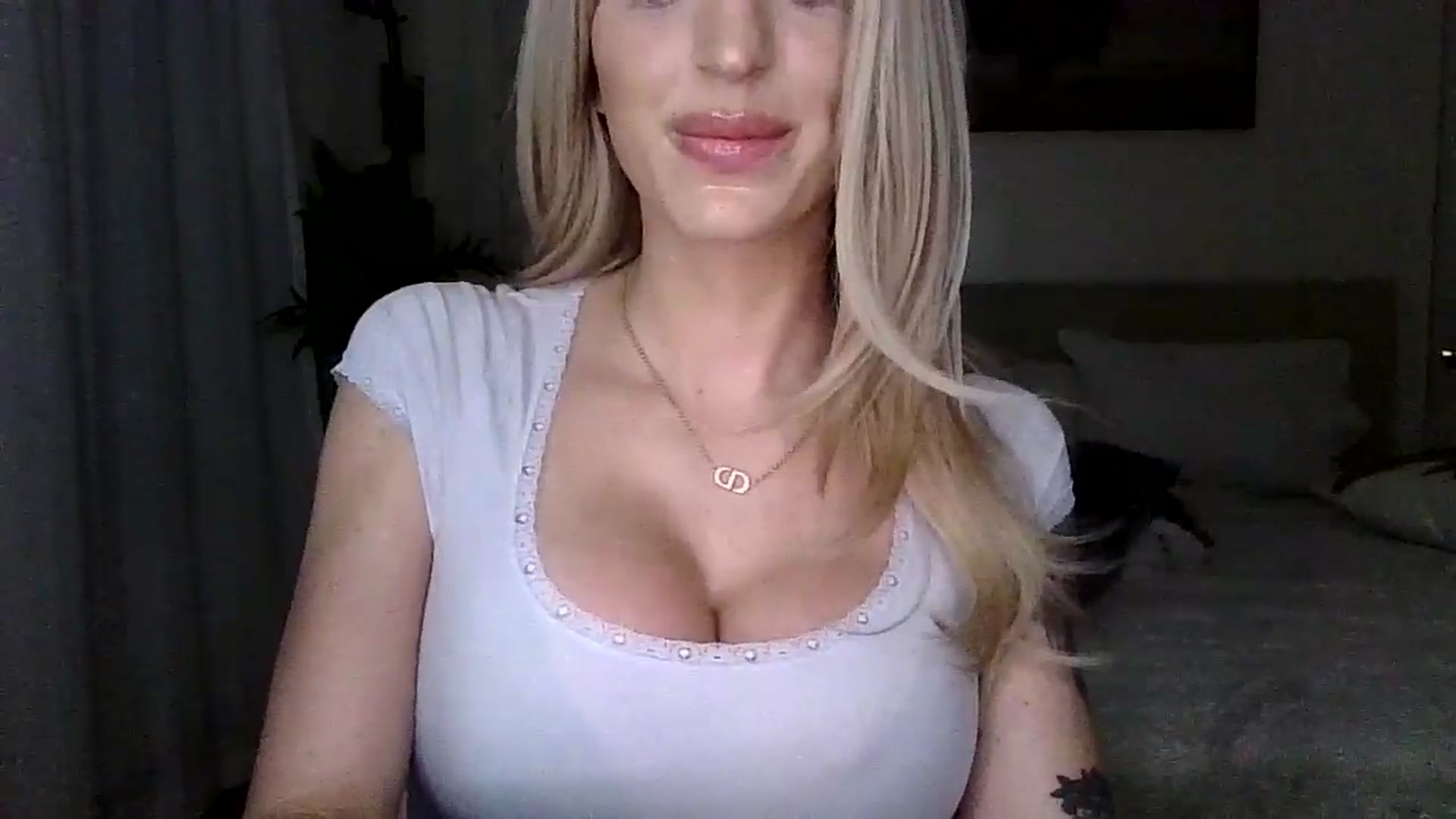Gallery image thumbnail from HaileyWinters's myfreecams stream on, 04/02/2026, 05:48 image 11 of 20