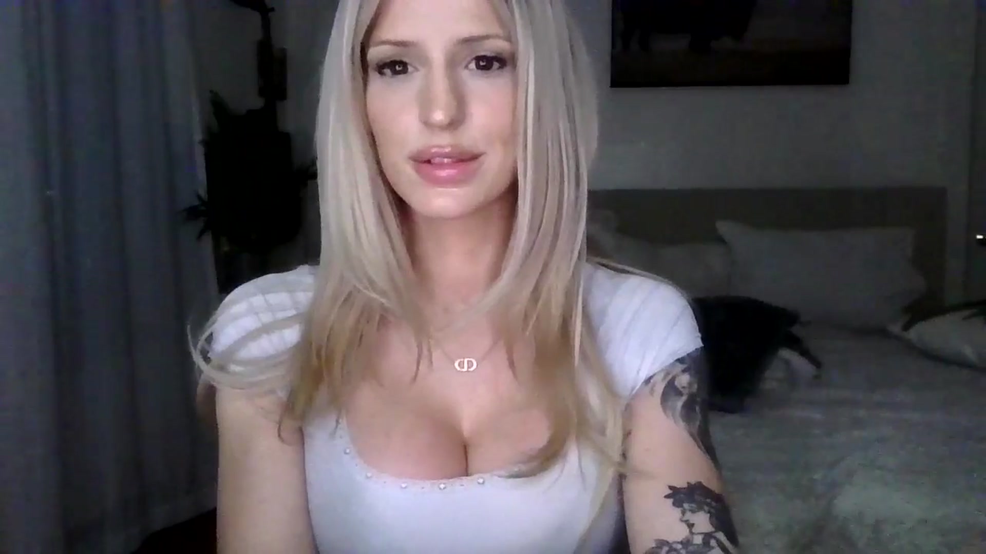Gallery image thumbnail from HaileyWinters's myfreecams stream on, 04/02/2026, 05:48 image 15 of 20