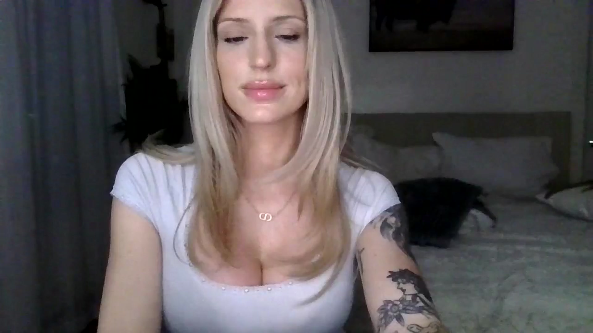 Gallery image thumbnail from HaileyWinters's myfreecams stream on, 04/02/2026, 05:48 image 20 of 20