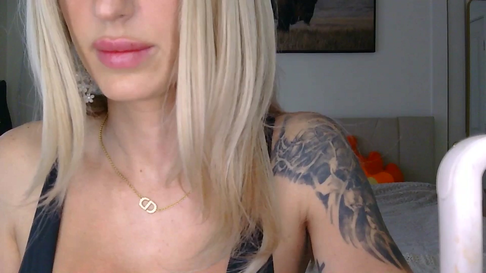 Gallery image thumbnail from HaileyWinters's myfreecams stream on, 04/29/2026, 10:50 image 10 of 20