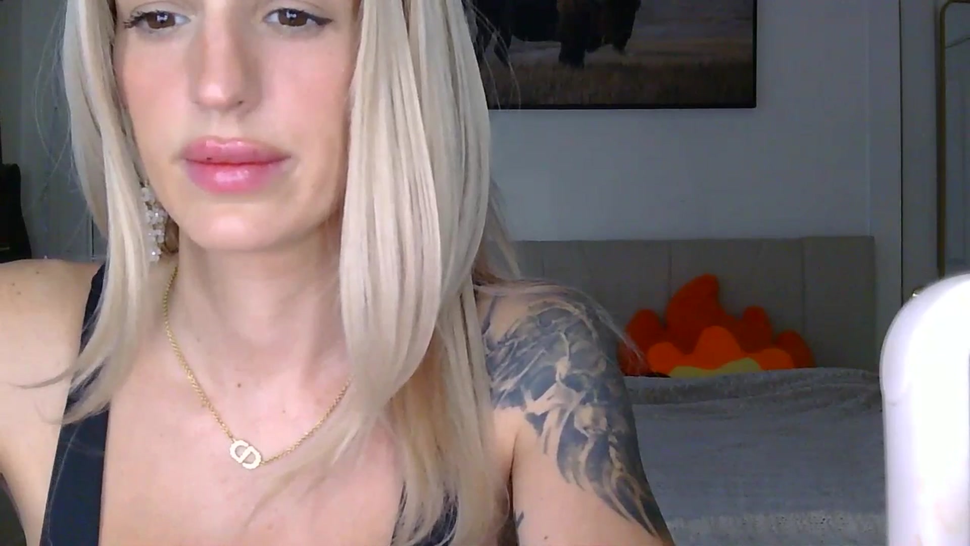 Gallery image thumbnail from HaileyWinters's myfreecams stream on, 04/29/2026, 10:50 image 6 of 20
