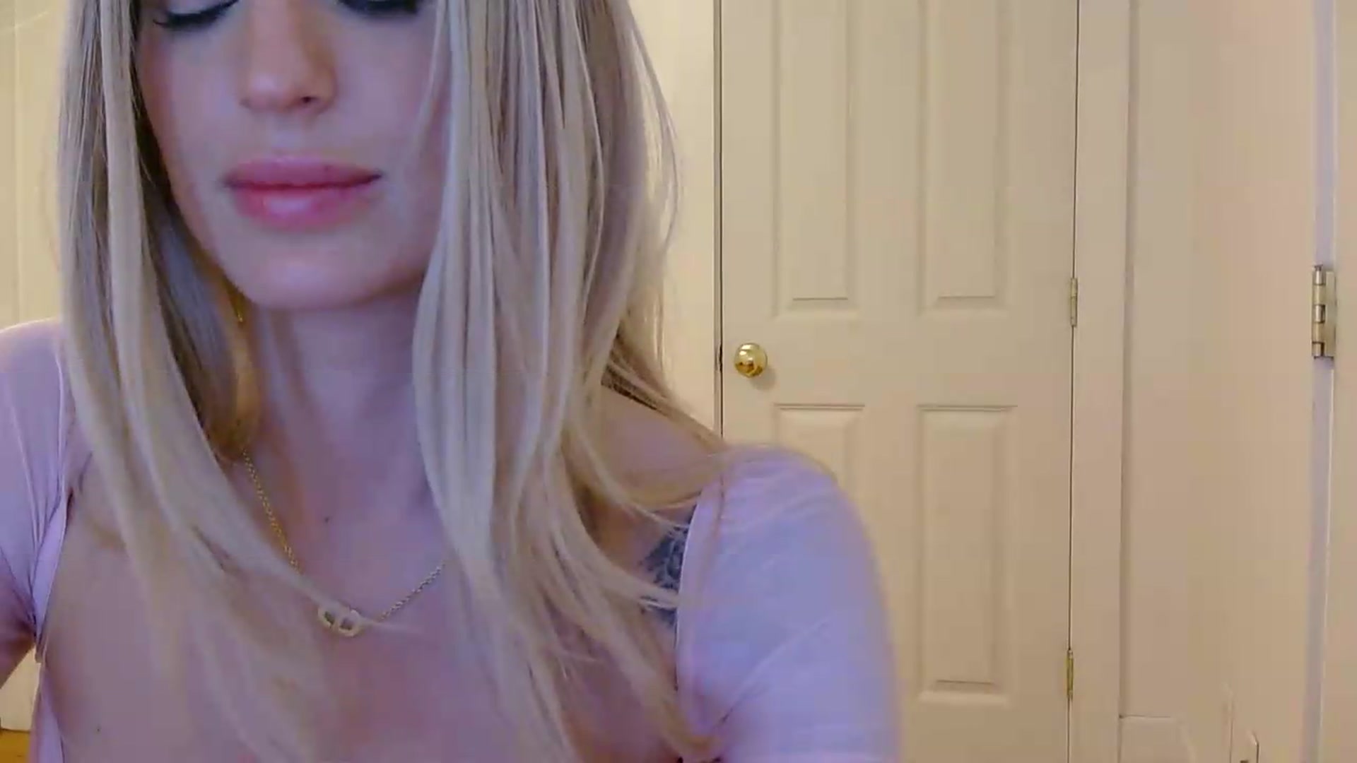 Gallery image thumbnail from HaileyWinters's myfreecams stream on, 05/12/2026, 05:18 image 6 of 20