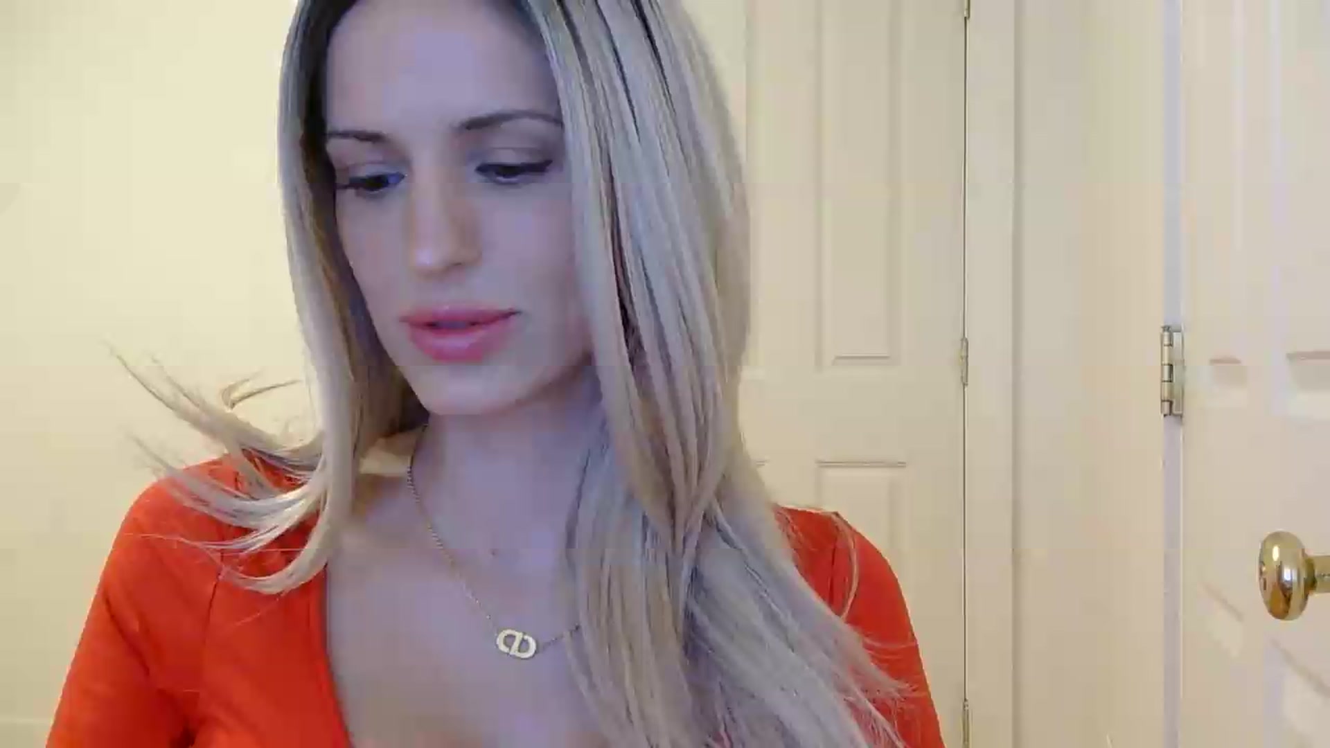 Gallery image thumbnail from HaileyWinters's myfreecams stream on, 05/15/2026, 03:30 image 1 of 20