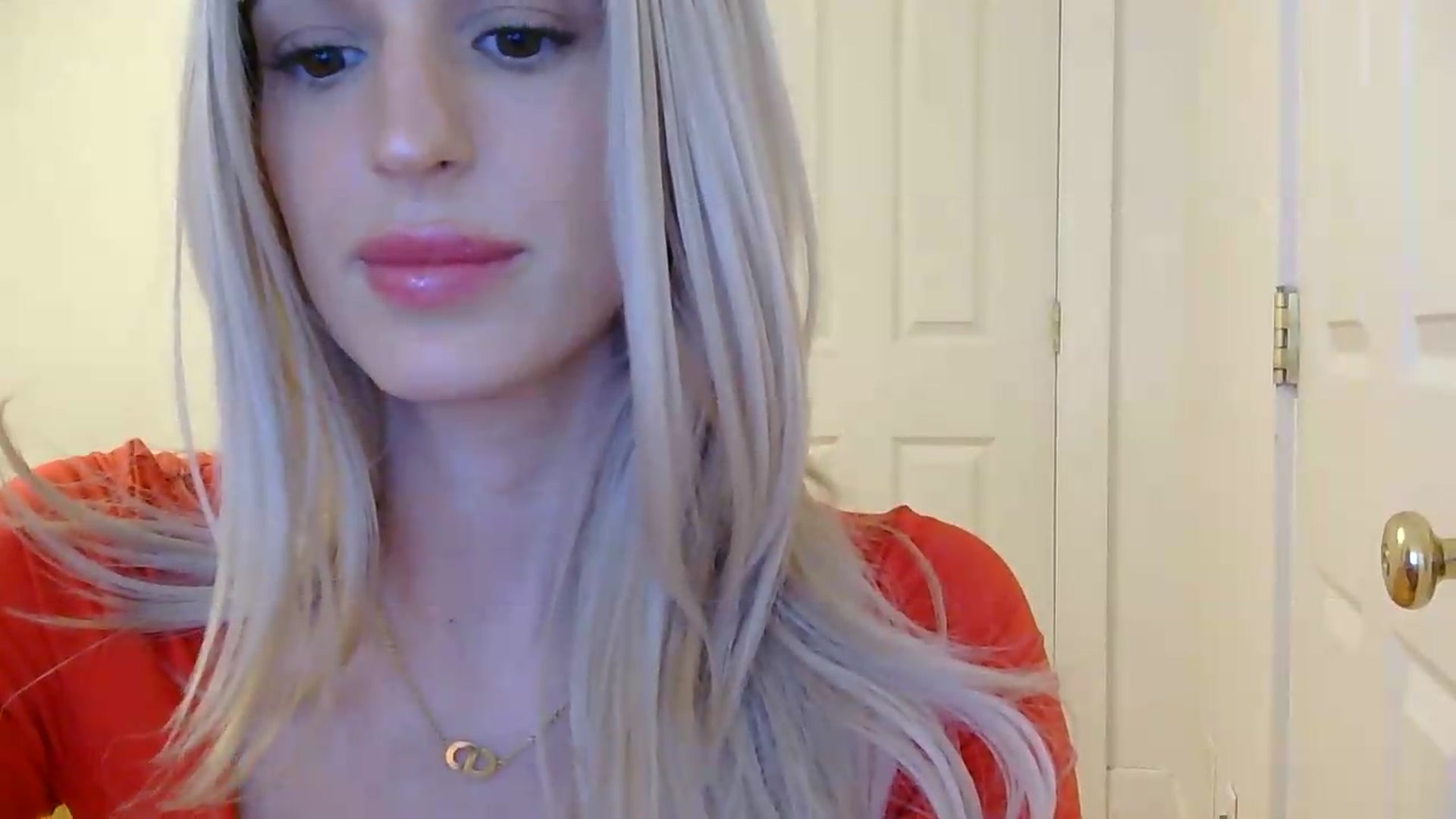 Gallery image thumbnail from HaileyWinters's myfreecams stream on, 05/15/2026, 03:30 image 5 of 20