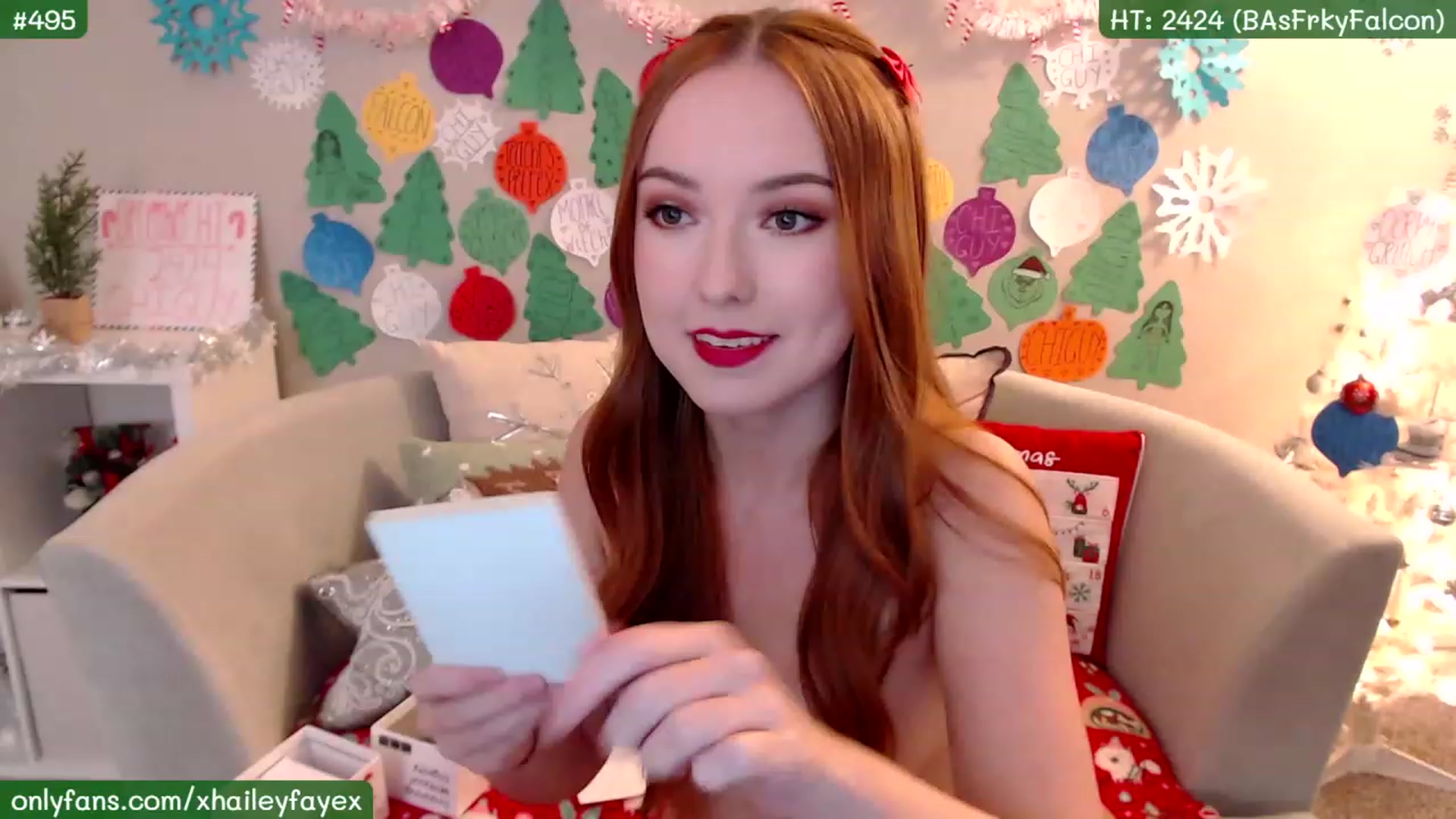 Gallery image thumbnail from Hailey_Faye's myfreecams stream on, 12/24/2022, 04:53 image 11 of 20