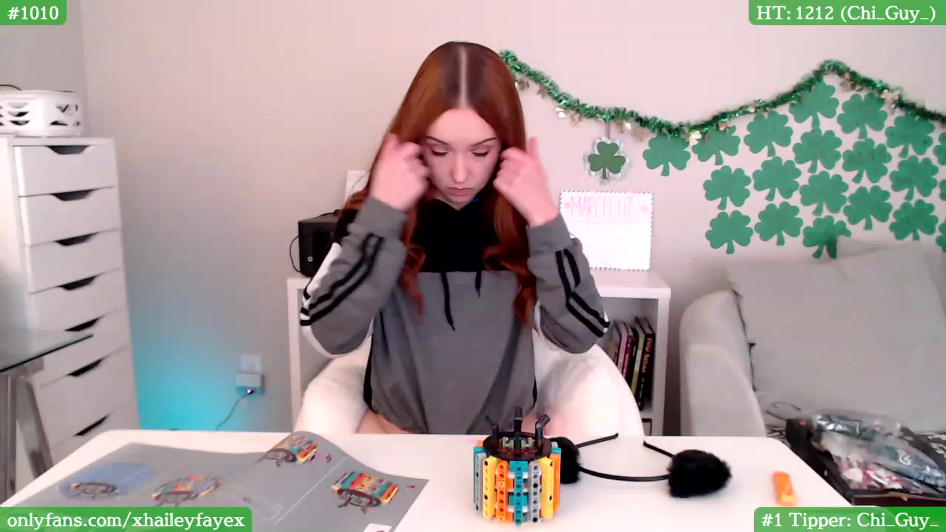 Gallery image thumbnail from Hailey_Faye's myfreecams stream on, 03/08/2023, 04:24 image 9 of 20