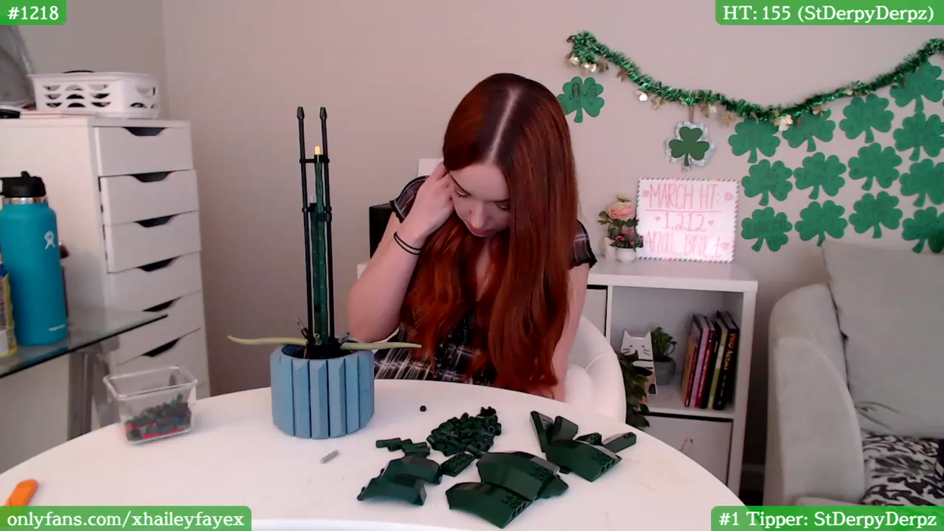 Gallery image thumbnail from Hailey_Faye's myfreecams stream on, 03/15/2023, 02:51 image 17 of 20