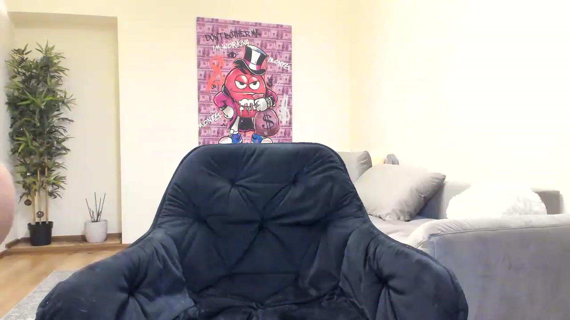 Gallery image thumbnail from Hailey_Honeyy's myfreecams stream on, 03/26/2023, 16:53 image 8 of 20