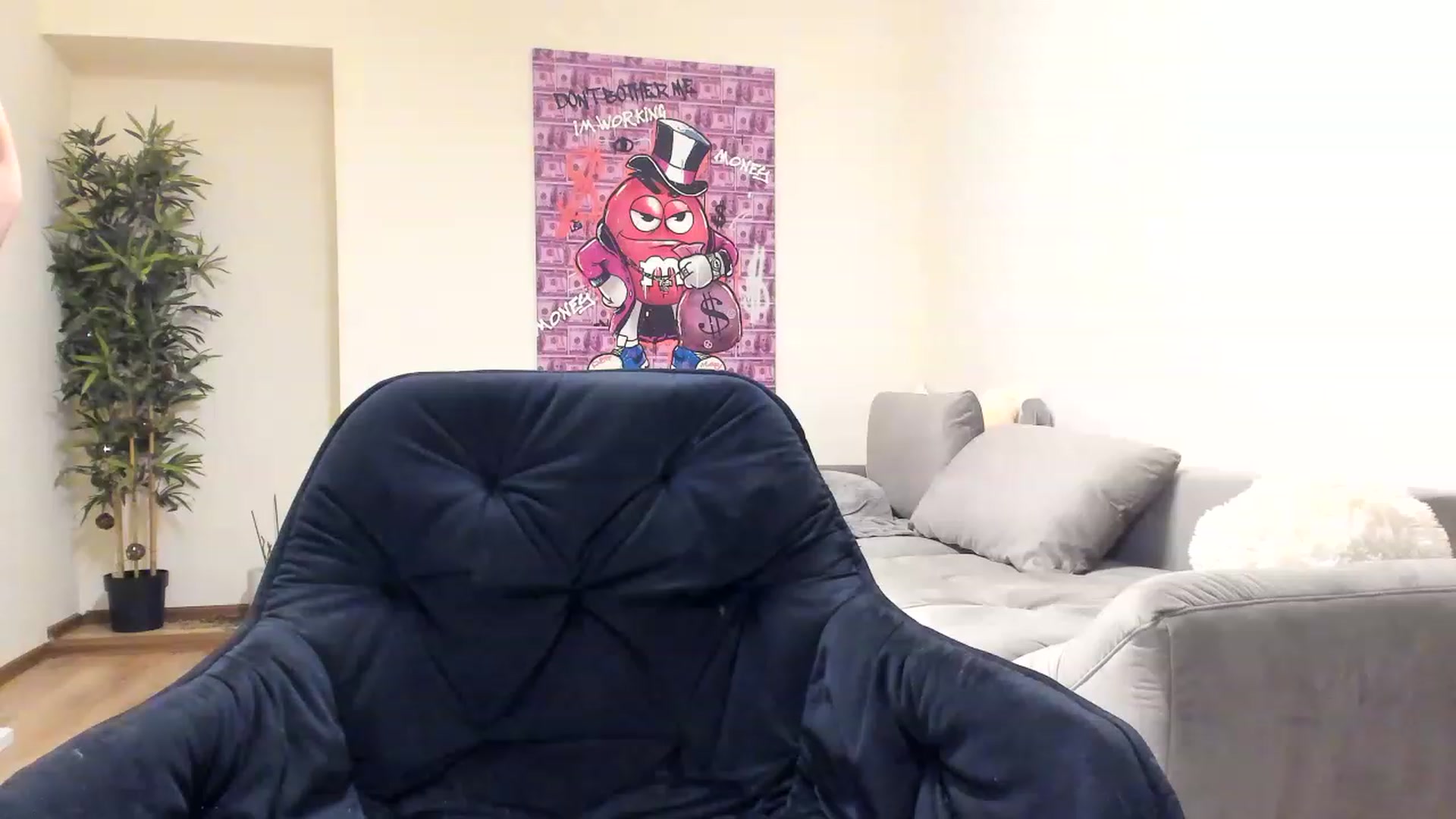 Gallery image thumbnail from Hailey_Honeyy's myfreecams stream on, 03/26/2023, 18:10 image 19 of 20