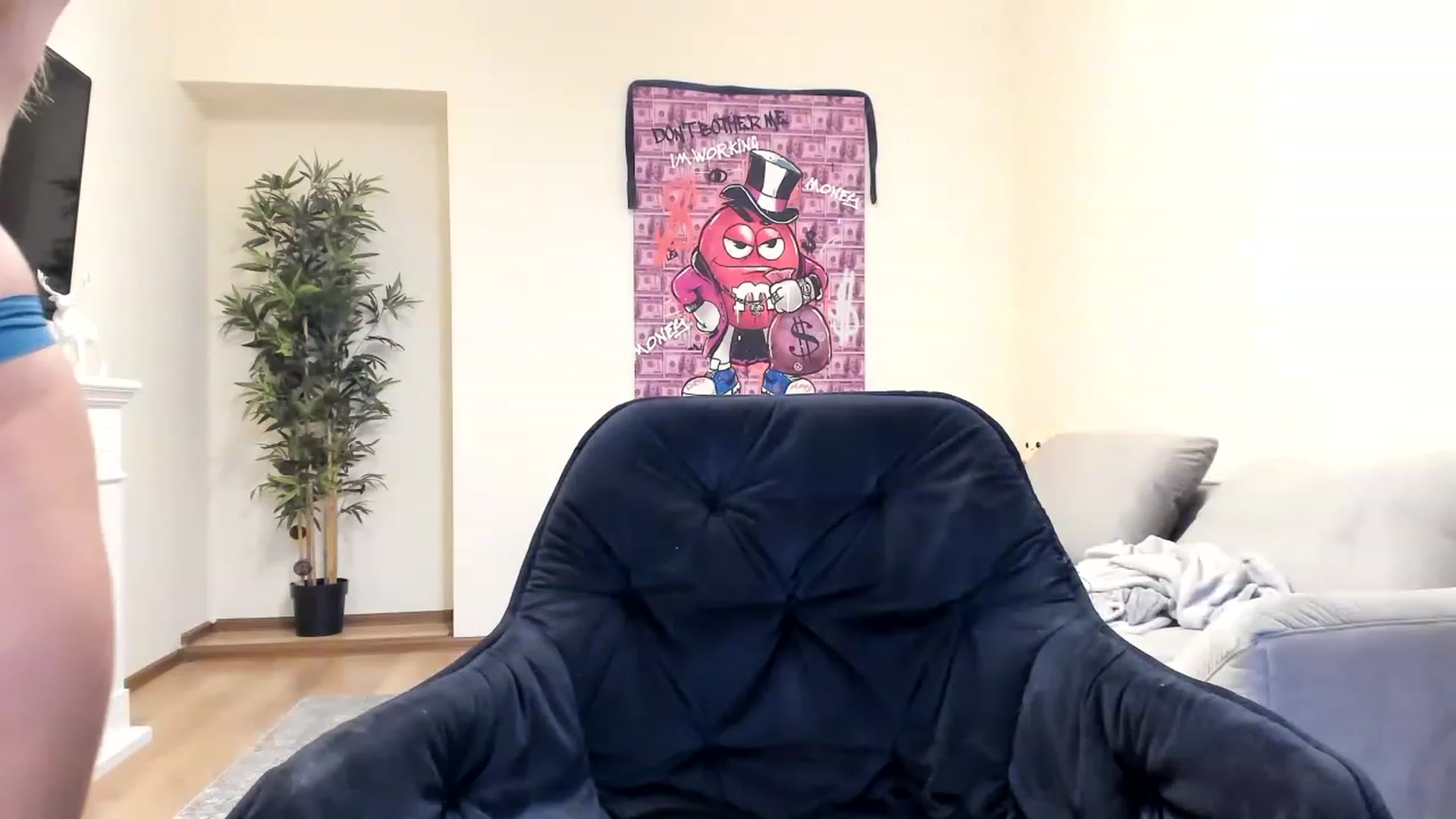 Gallery image thumbnail from Hailey_Honeyy's myfreecams stream on, 05/31/2023, 17:27 image 10 of 20