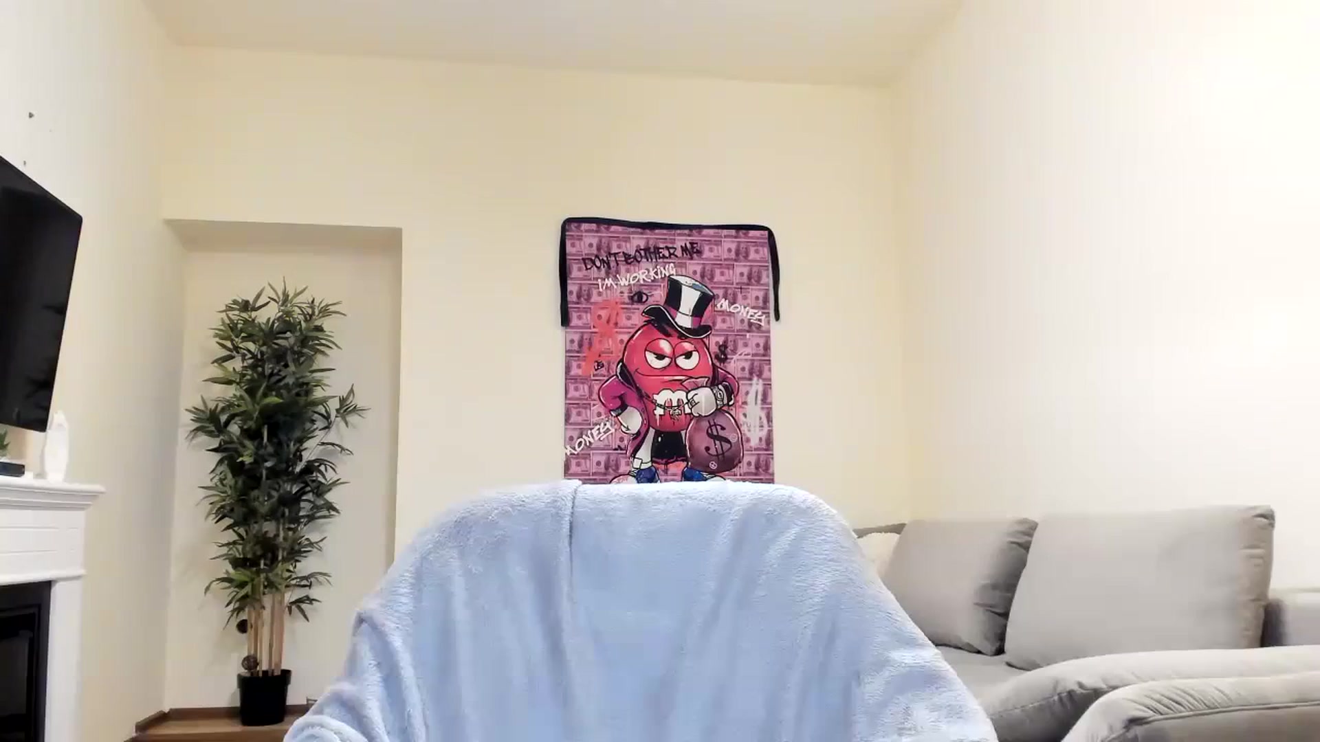 Gallery image thumbnail from Hailey_Honeyy's myfreecams stream on, 09/10/2023, 19:03 image 1 of 20