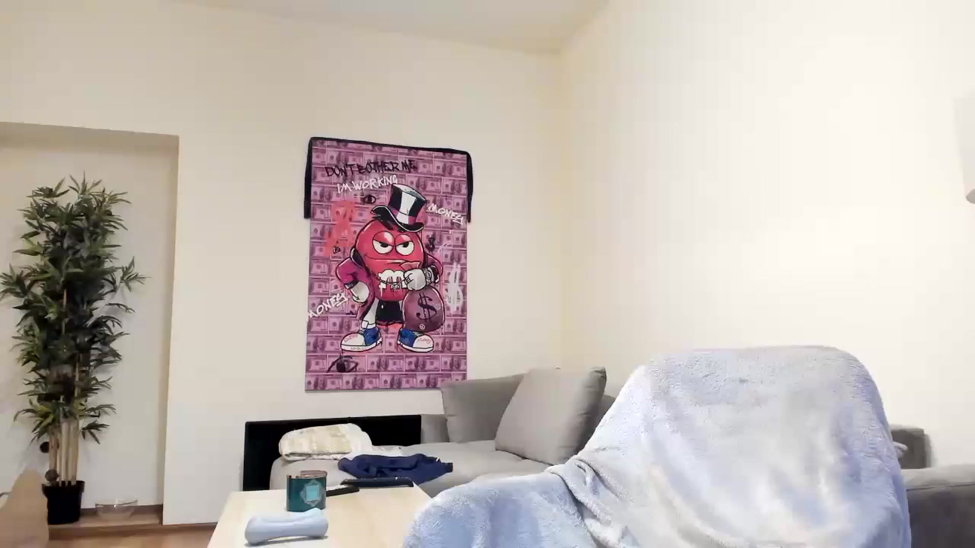 Gallery image thumbnail from Hailey_Honeyy's myfreecams stream on, 09/29/2023, 15:59 image 14 of 20