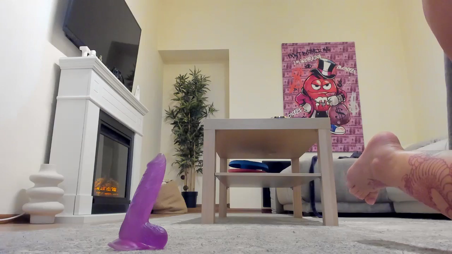 Gallery image thumbnail from Hailey_Honeyy's myfreecams stream on, 10/25/2023, 17:56 image 11 of 20