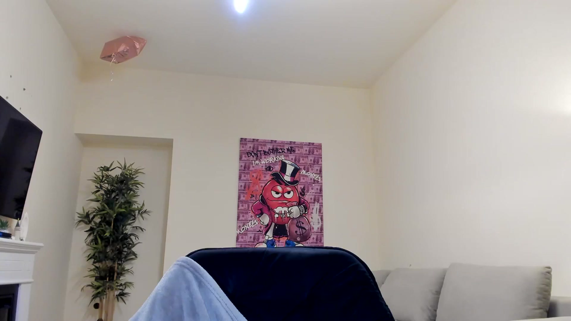 Gallery image thumbnail from Hailey_Honeyy's myfreecams stream on, 11/16/2023, 18:38 image 20 of 20
