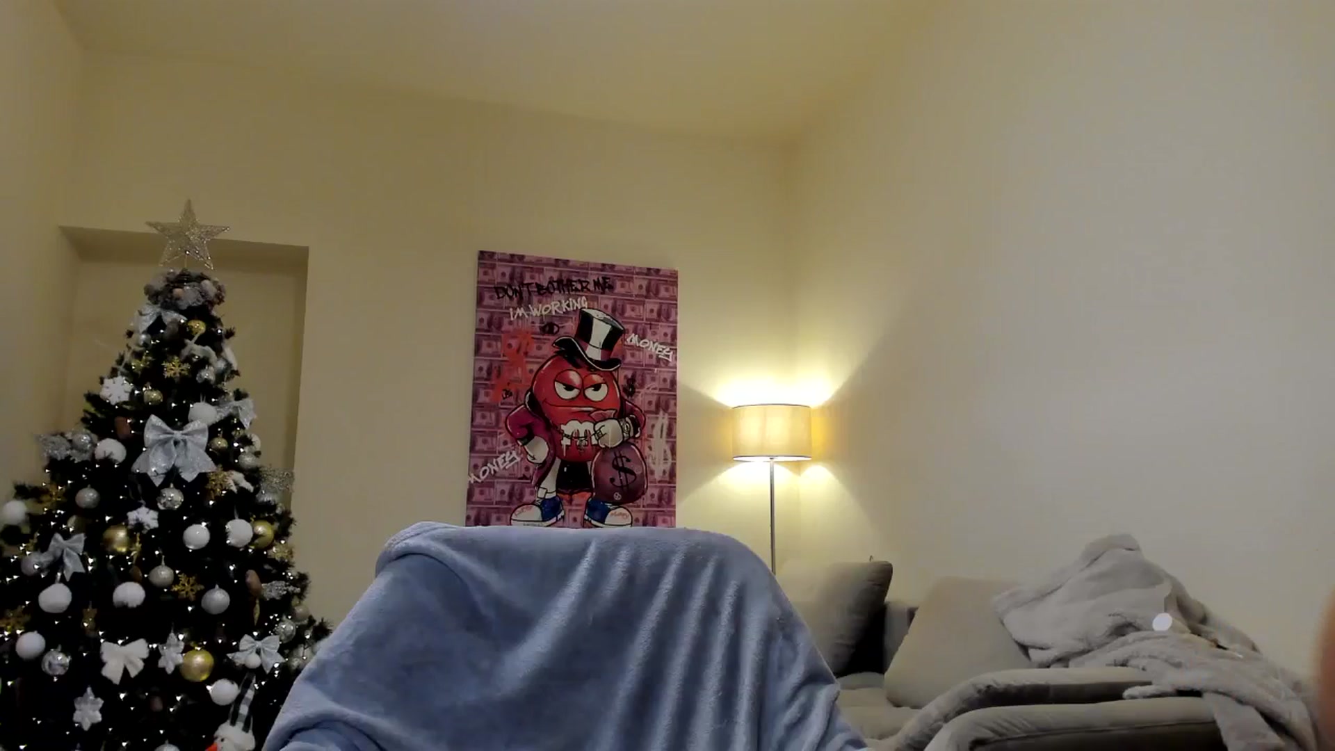 Gallery image thumbnail from Hailey_Honeyy's myfreecams stream on, 12/03/2023, 18:34 image 20 of 20