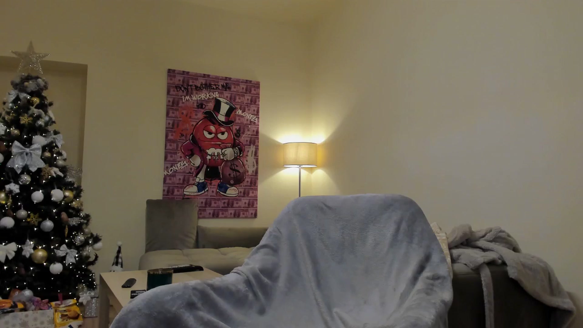Gallery image thumbnail from Hailey_Honeyy's myfreecams stream on, 12/11/2023, 15:51 image 10 of 20