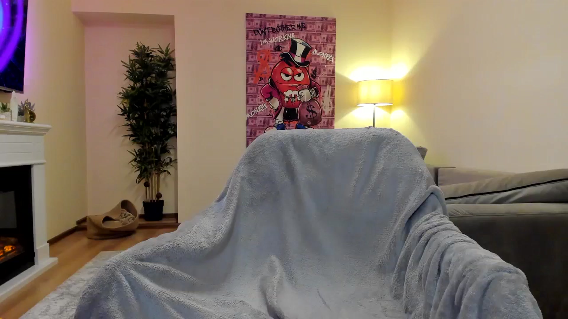 Gallery image thumbnail from Hailey_Honeyy's myfreecams stream on, 01/24/2024, 17:54 image 4 of 20