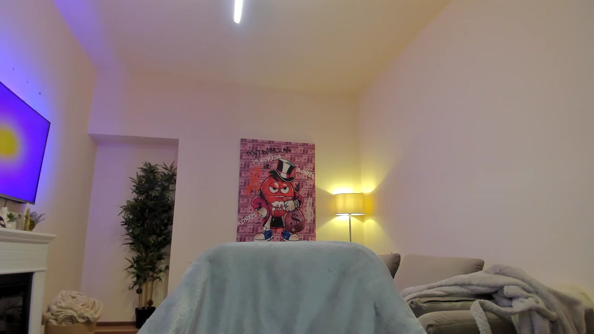Gallery image thumbnail from Hailey_Honeyy's myfreecams stream on, 02/16/2024, 19:32 image 20 of 20