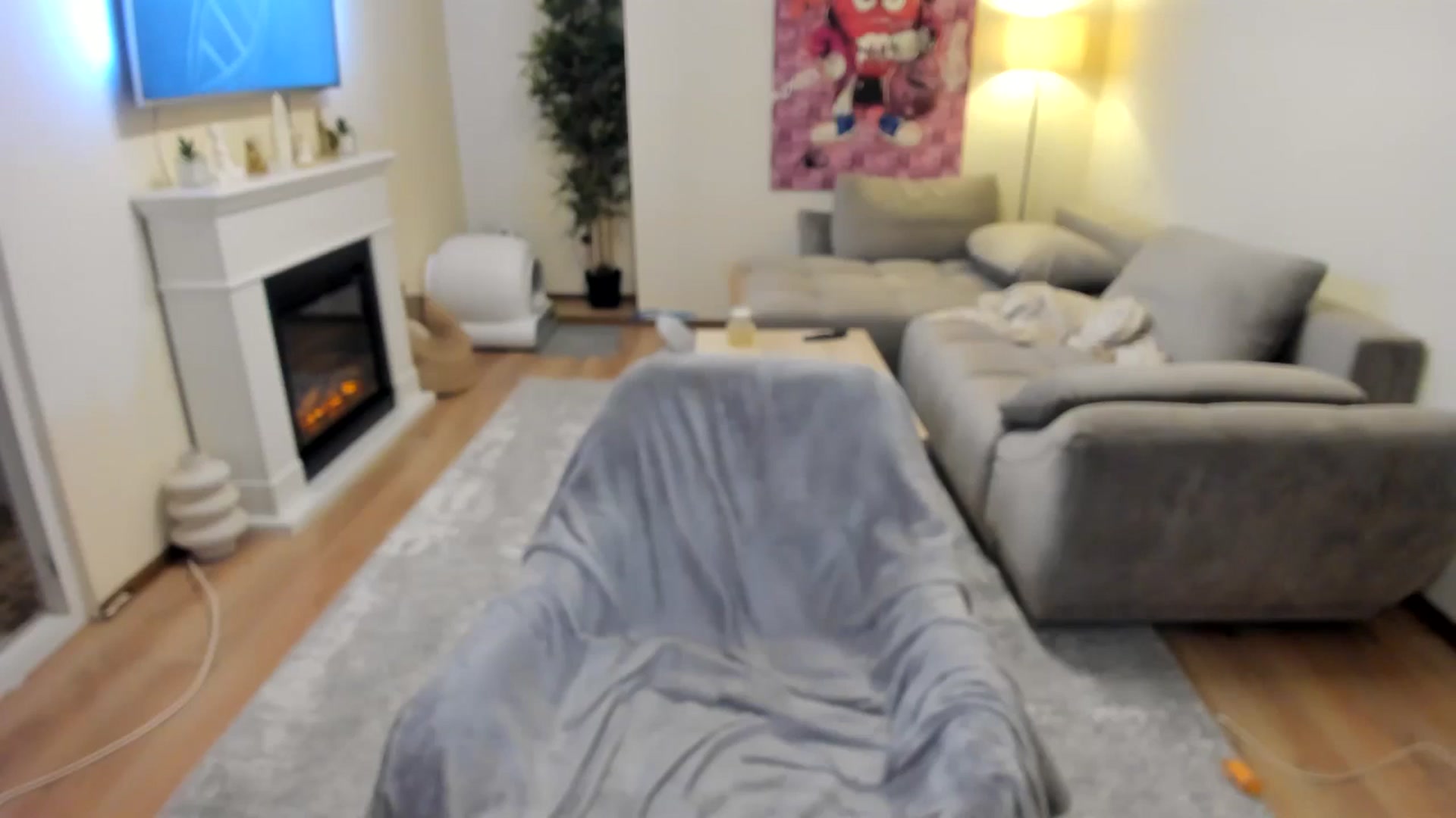 Gallery image thumbnail from Hailey_Honeyy's myfreecams stream on, 08/24/2024, 17:51 image 14 of 20