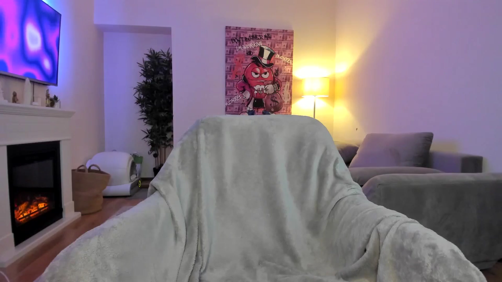 Gallery image thumbnail from Hailey_Honeyy's myfreecams stream on, 09/14/2024, 15:59 image 5 of 20