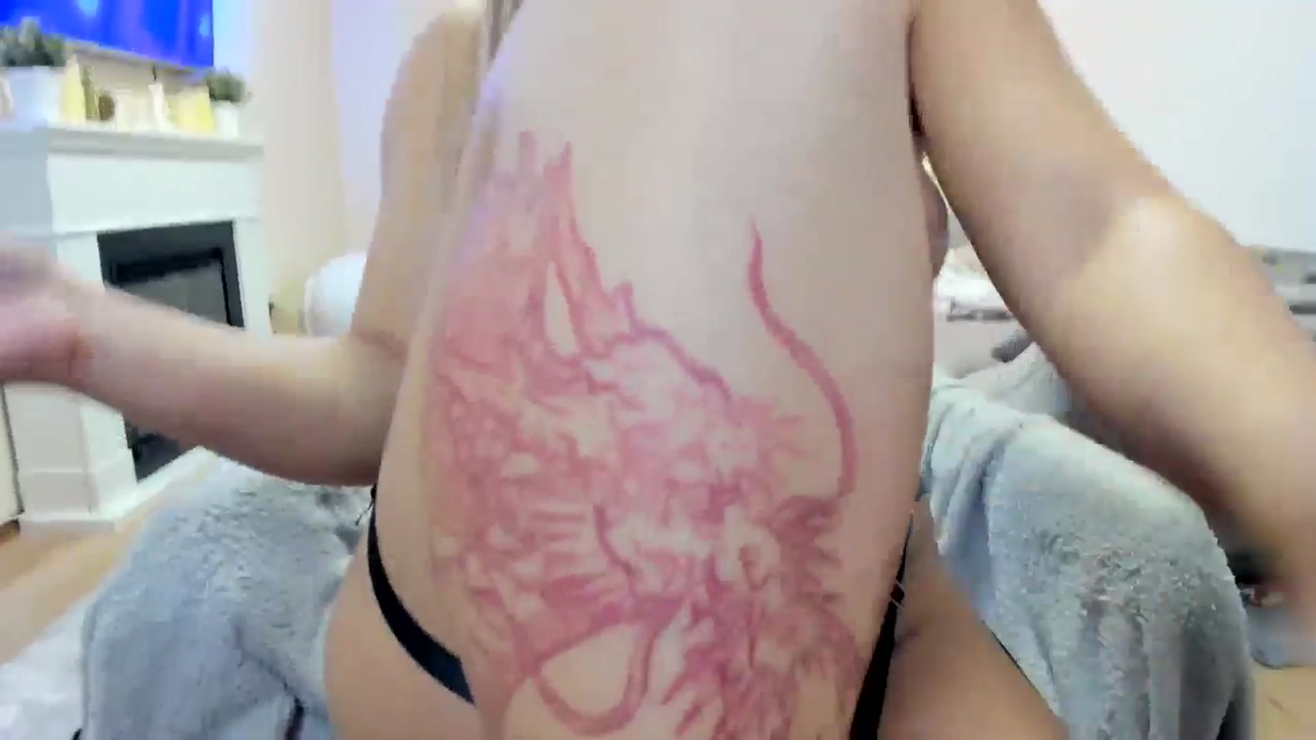 Gallery image thumbnail from Hailey_Honeyy's myfreecams stream on, 03/18/2025, 01:37 image 4 of 20