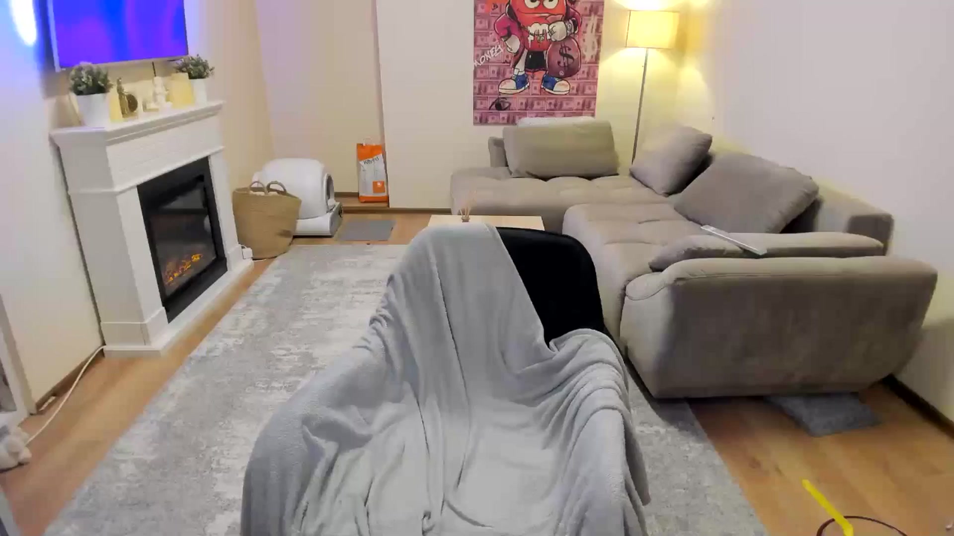 Gallery image thumbnail from Hailey_Honeyy's myfreecams stream on, 03/21/2025, 19:26 image 5 of 20