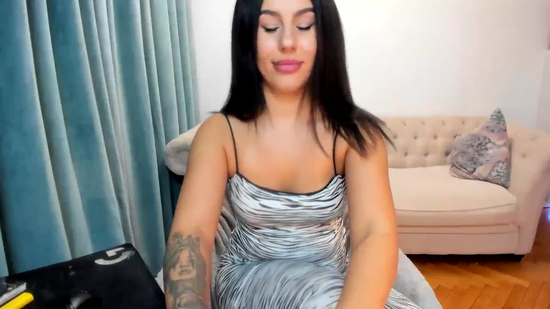Gallery image thumbnail from Hailey_Honeyy's myfreecams stream on, 08/31/2025, 19:23 image 4 of 20