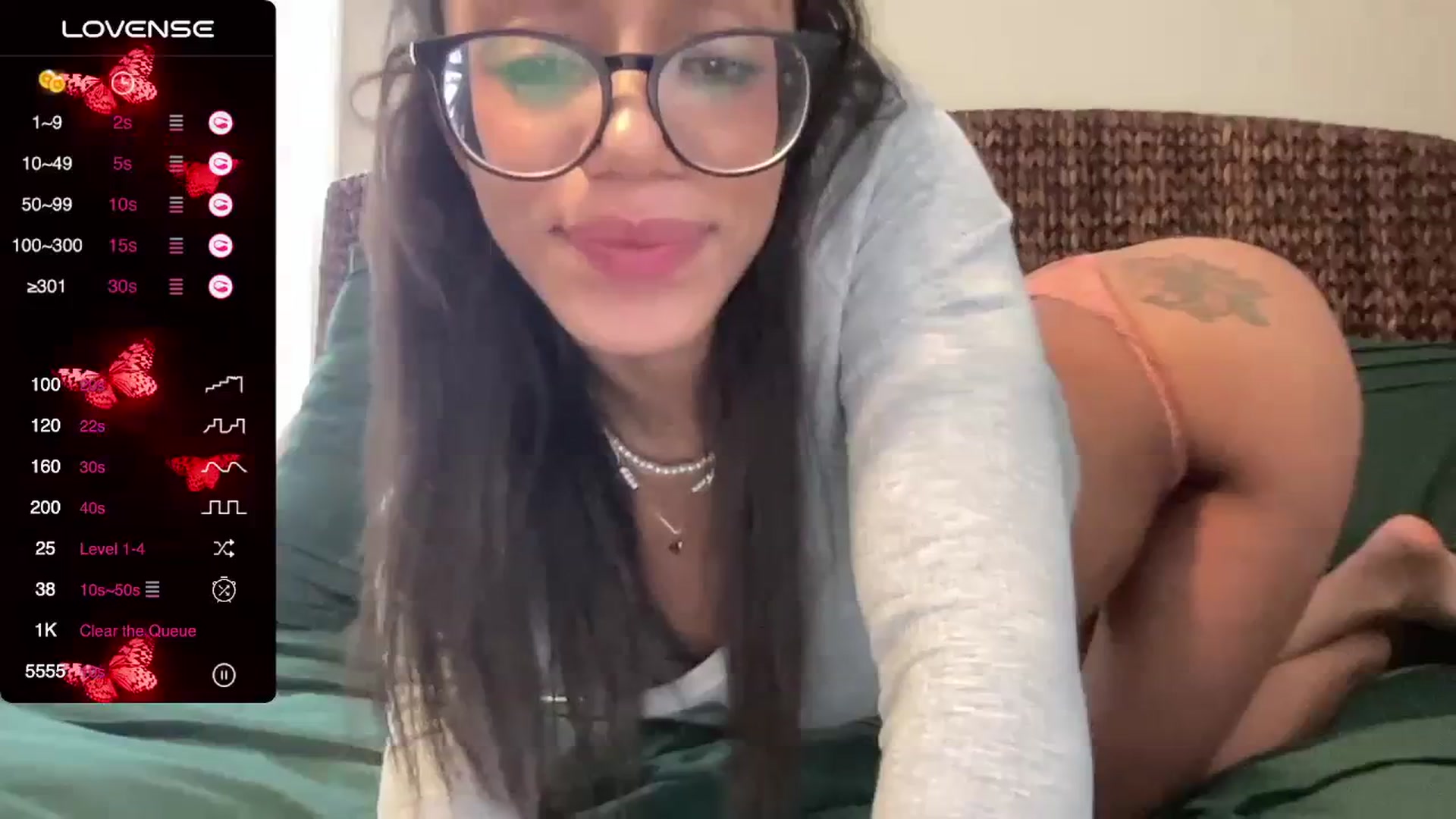 Gallery image thumbnail from Hailey_Love_'s myfreecams stream on, 01/29/2024, 19:15 image 8 of 20