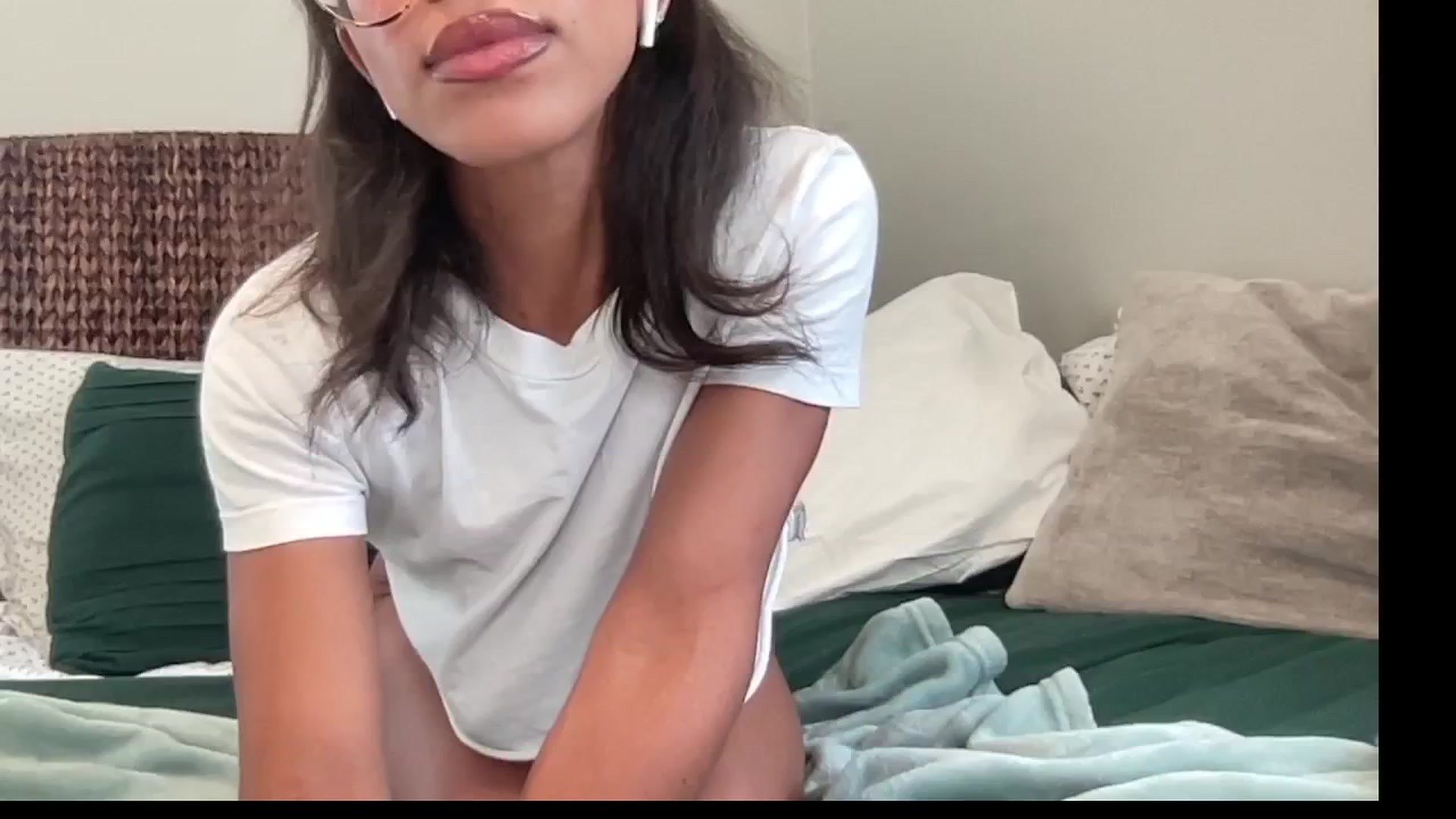 Gallery image thumbnail from Hailey_Love_'s myfreecams stream on, 07/10/2024, 19:20 image 2 of 20