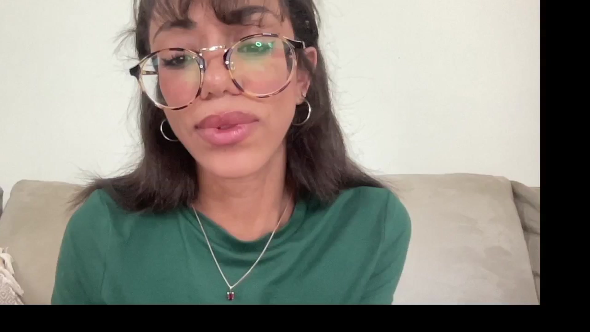 Gallery image thumbnail from Hailey_Love_'s myfreecams stream on, 08/01/2024, 18:11 image 12 of 20