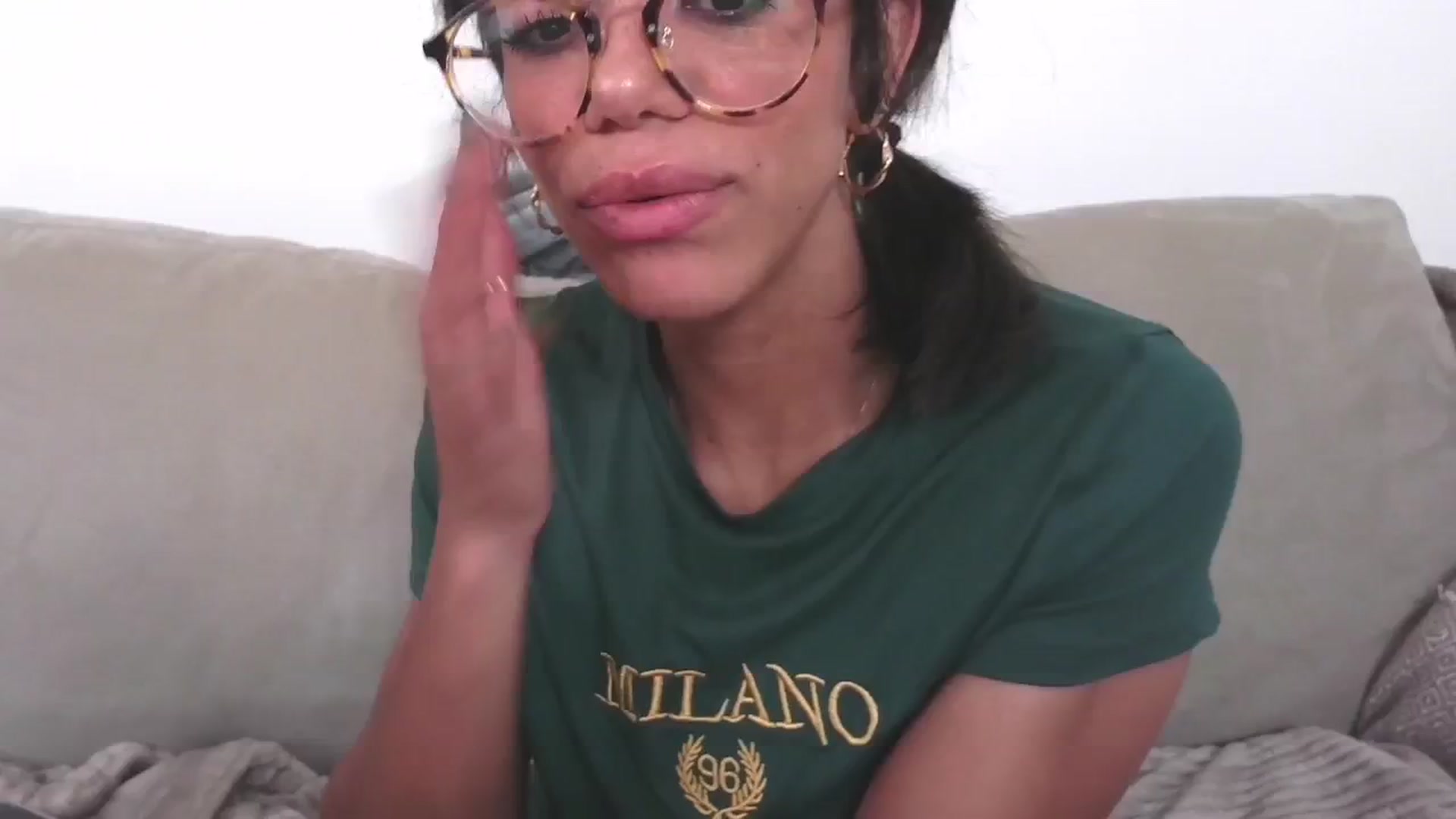 Gallery image thumbnail from Hailey_Love_'s myfreecams stream on, 08/12/2024, 18:41 image 16 of 20