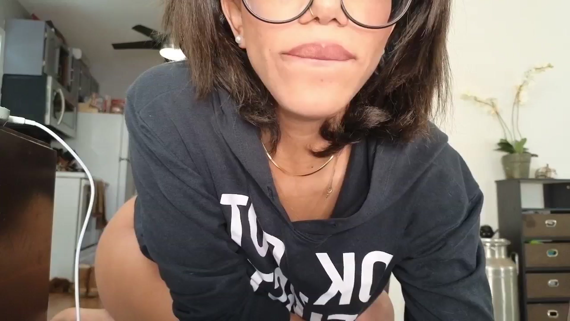 Gallery image thumbnail from Hailey_Love_'s myfreecams stream on, 10/11/2024, 15:26 image 3 of 20