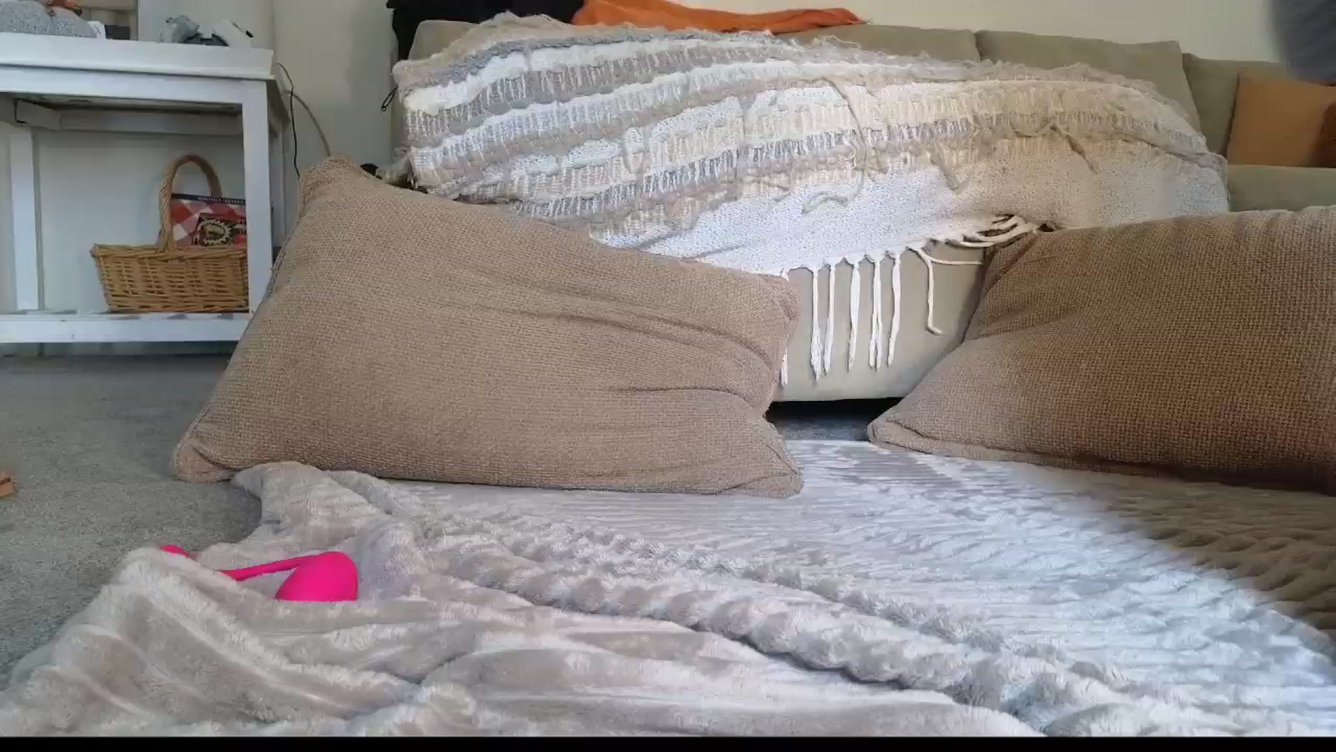 Gallery image thumbnail from Hailey_Love_'s myfreecams stream on, 11/05/2024, 16:32 image 18 of 20