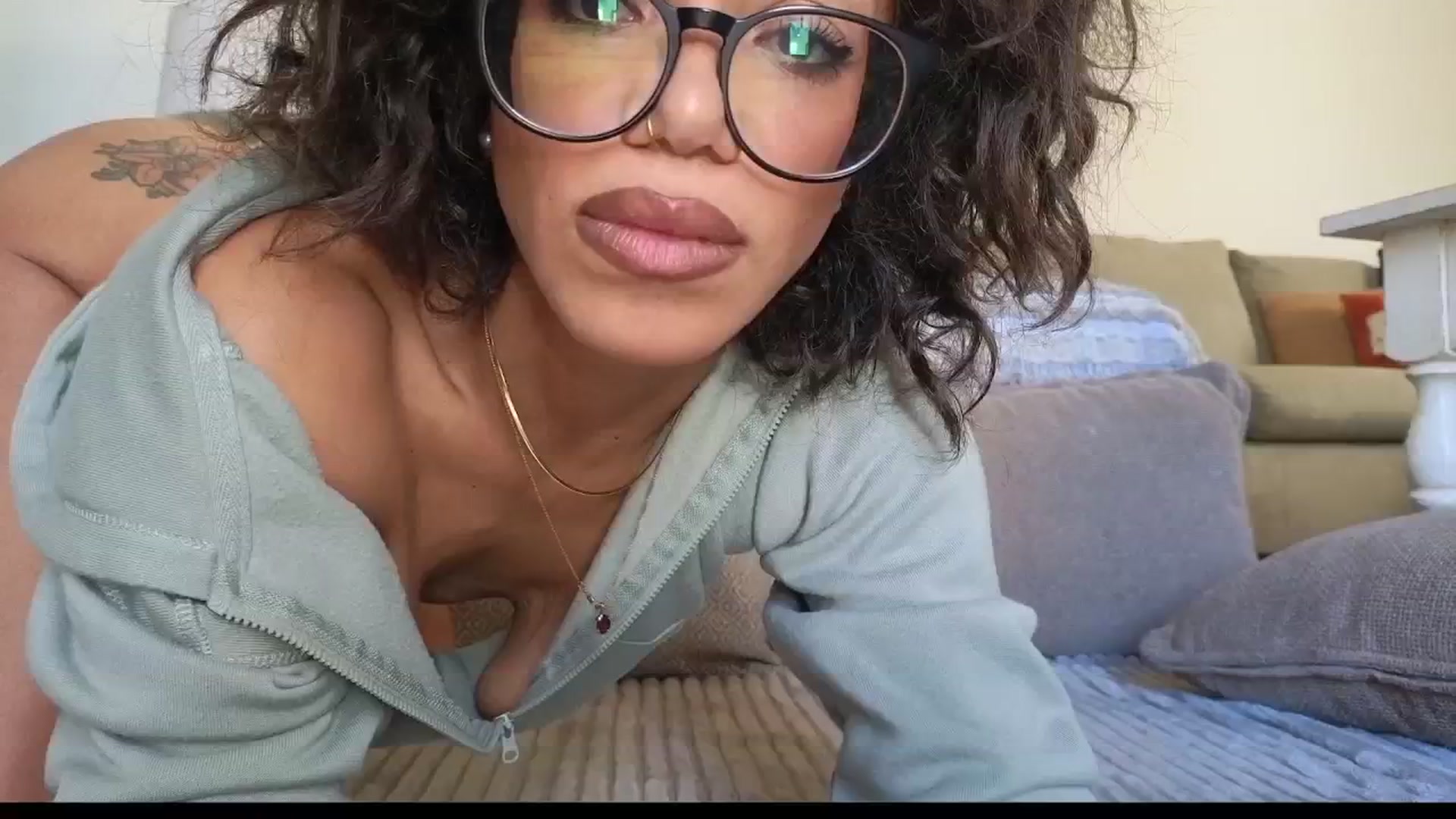 Gallery image thumbnail from Hailey_Love_'s myfreecams stream on, 11/07/2024, 16:16 image 2 of 20