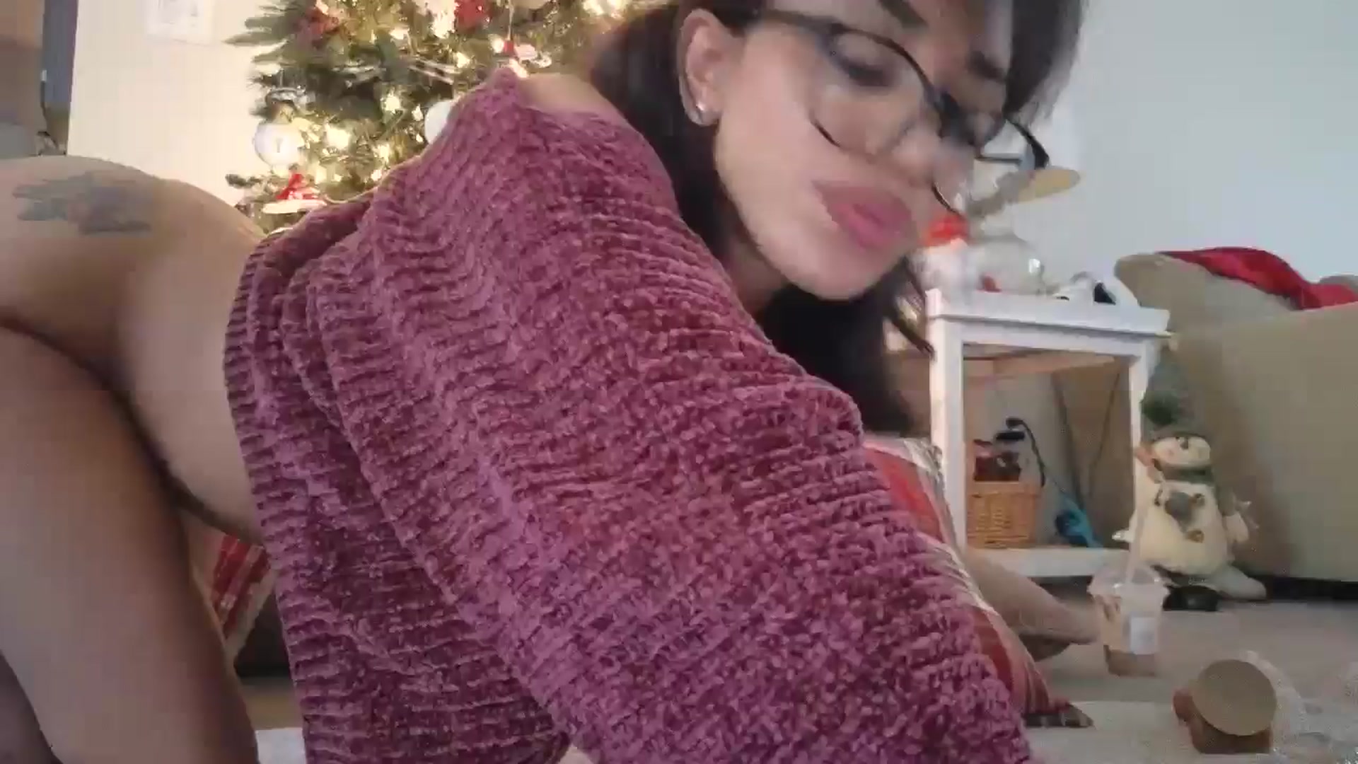 Gallery image thumbnail from Hailey_Love_'s myfreecams stream on, 12/04/2024, 17:05 image 18 of 20