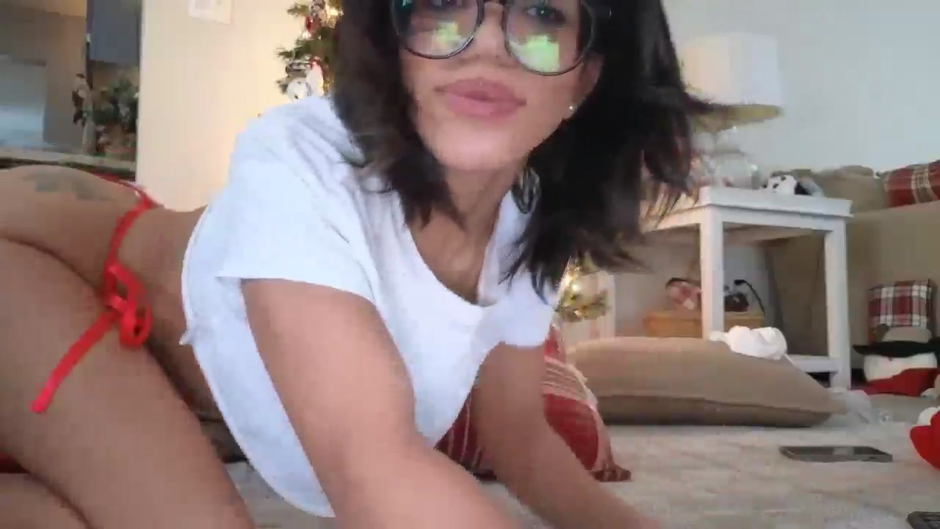 Gallery image thumbnail from Hailey_Love_'s myfreecams stream on, 12/23/2024, 16:20 image 16 of 20