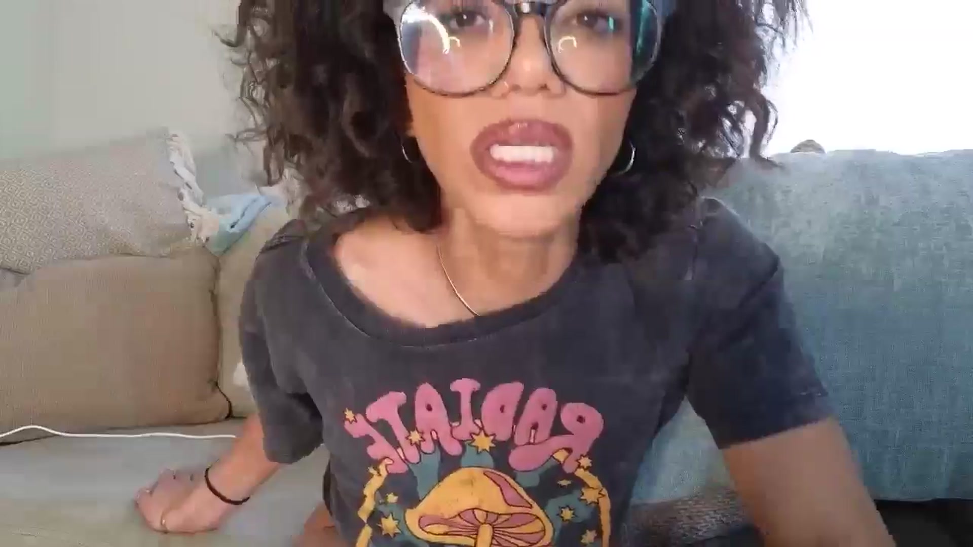 Gallery image thumbnail from Hailey_Love_'s myfreecams stream on, 01/20/2025, 19:30 image 7 of 20