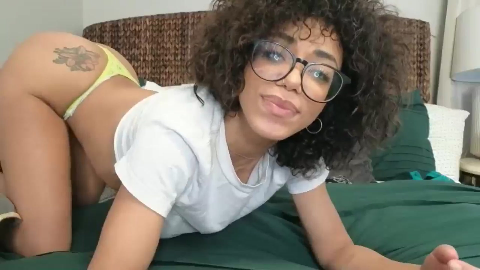 Gallery image thumbnail from Hailey_Love_'s myfreecams stream on, 02/03/2025, 17:02 image 12 of 20
