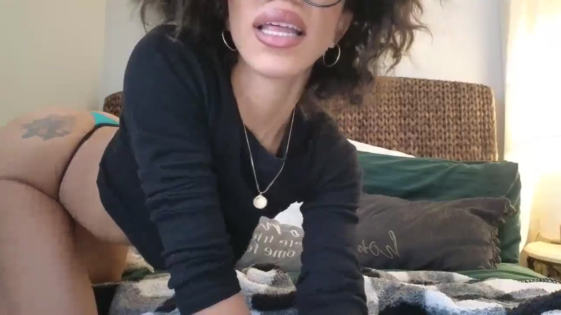 Gallery image thumbnail from Hailey_Love_'s myfreecams stream on, 02/17/2025, 15:43 image 17 of 20