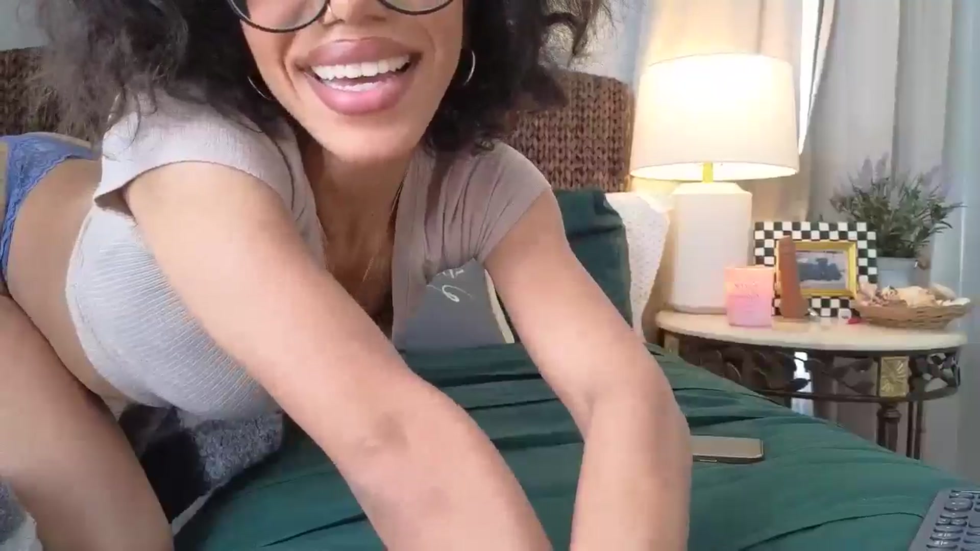 Gallery image thumbnail from Hailey_Love_'s myfreecams stream on, 02/18/2025, 15:31 image 7 of 20