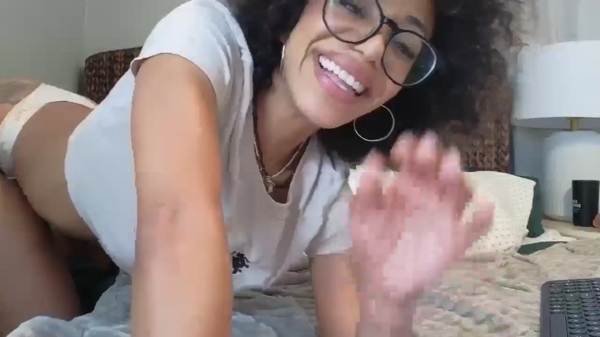 Gallery image thumbnail from Hailey_Love_'s myfreecams stream on, 06/13/2025, 16:13 image 19 of 20