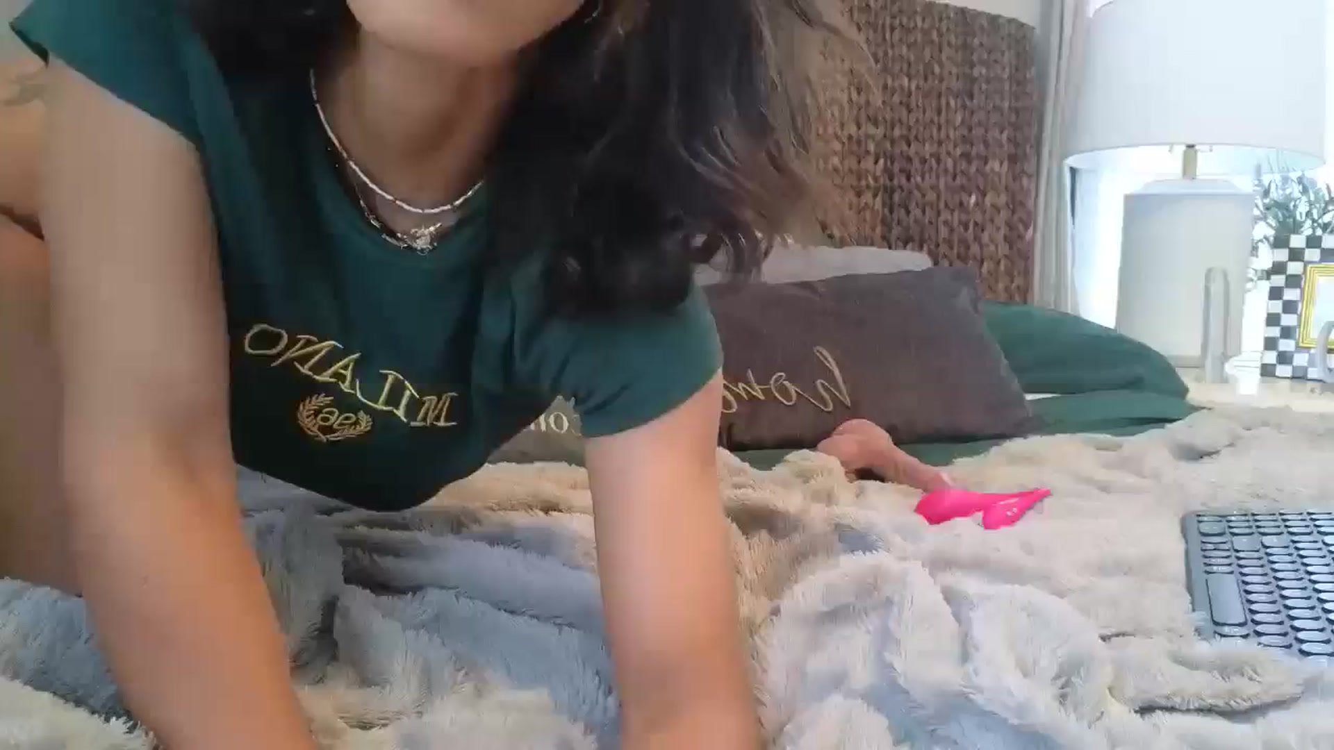 Gallery image thumbnail from Hailey_Love_'s myfreecams stream on, 06/20/2025, 16:40 image 1 of 20