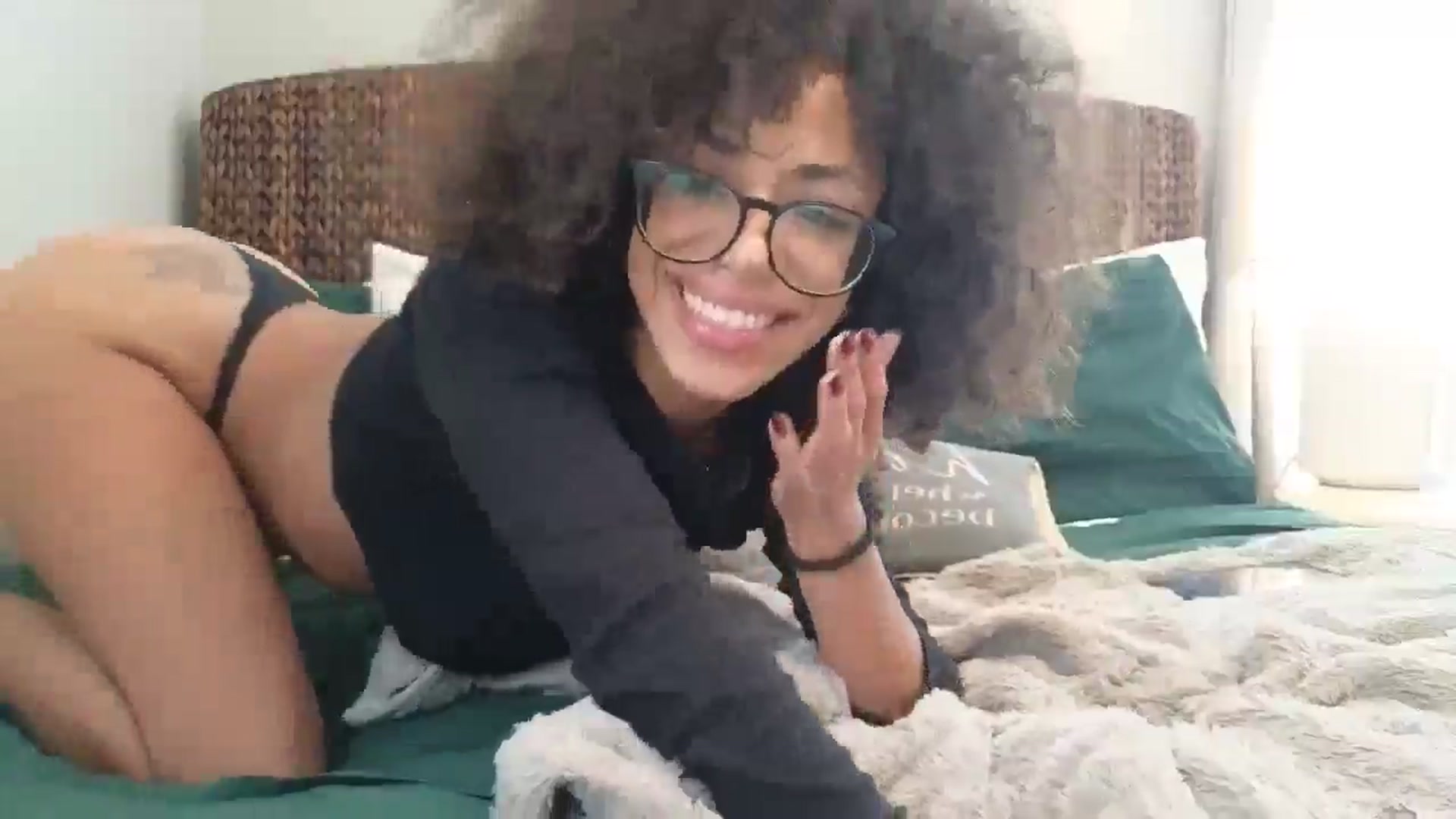 Gallery image thumbnail from Hailey_Love_'s myfreecams stream on, 10/10/2025, 15:12 image 5 of 20